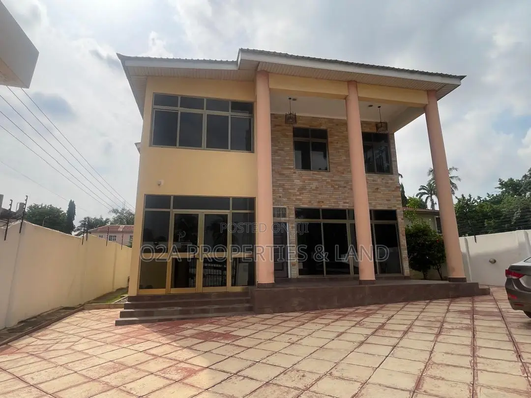 8bdrm House in Airport Residential for rent in Airport Residential Area