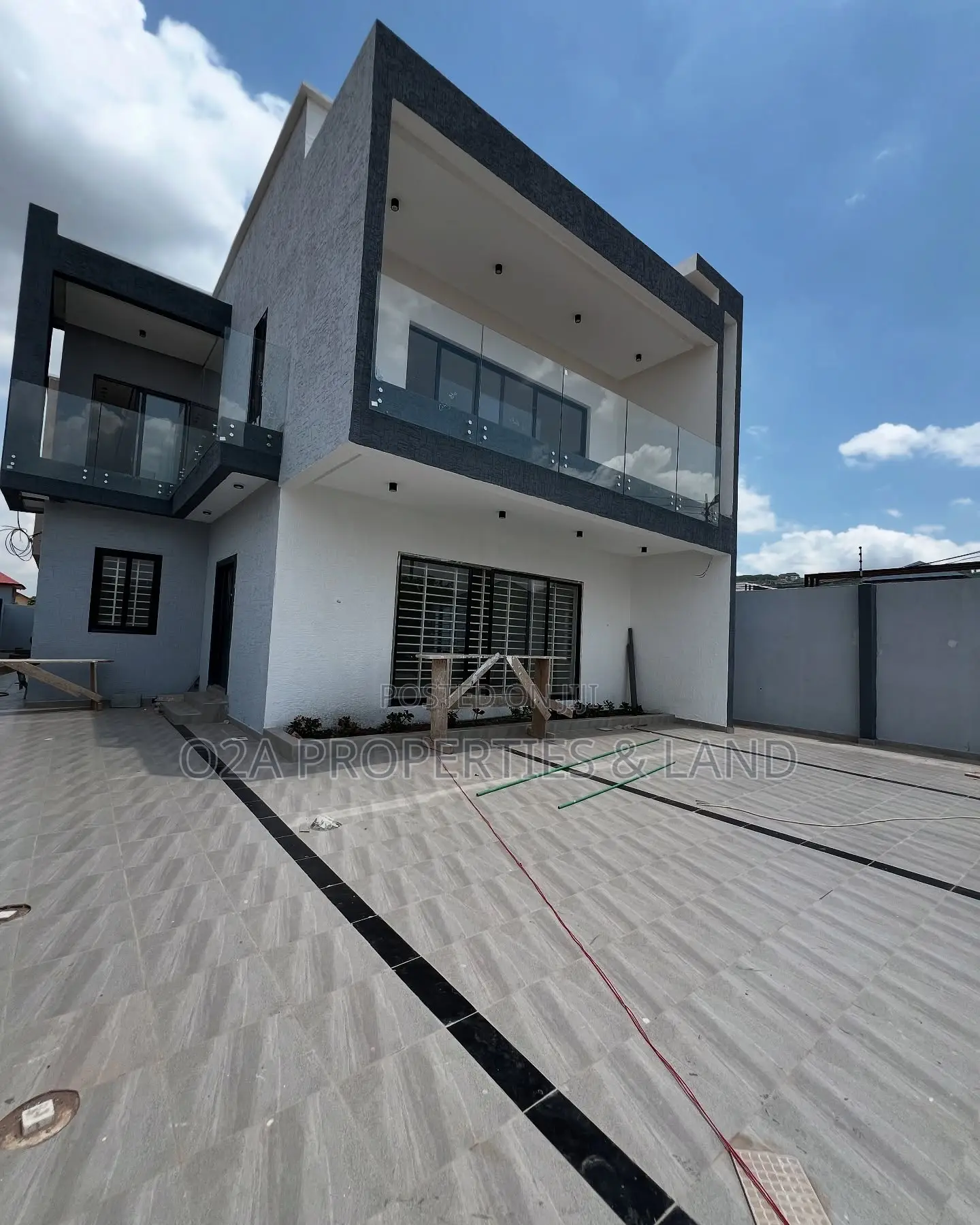 3bdrm House in Oyarifa, Ghana Flag for sale in Ghana Flag