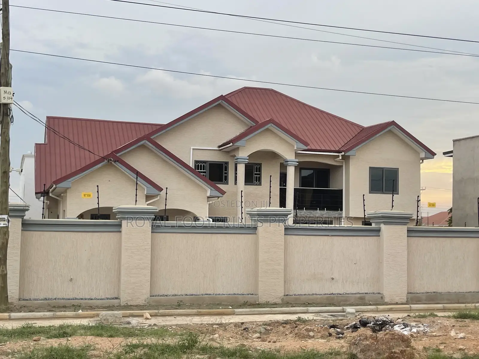 7bdrm Mansion in Luxelooks Properties, East Legon for sale in East Legon