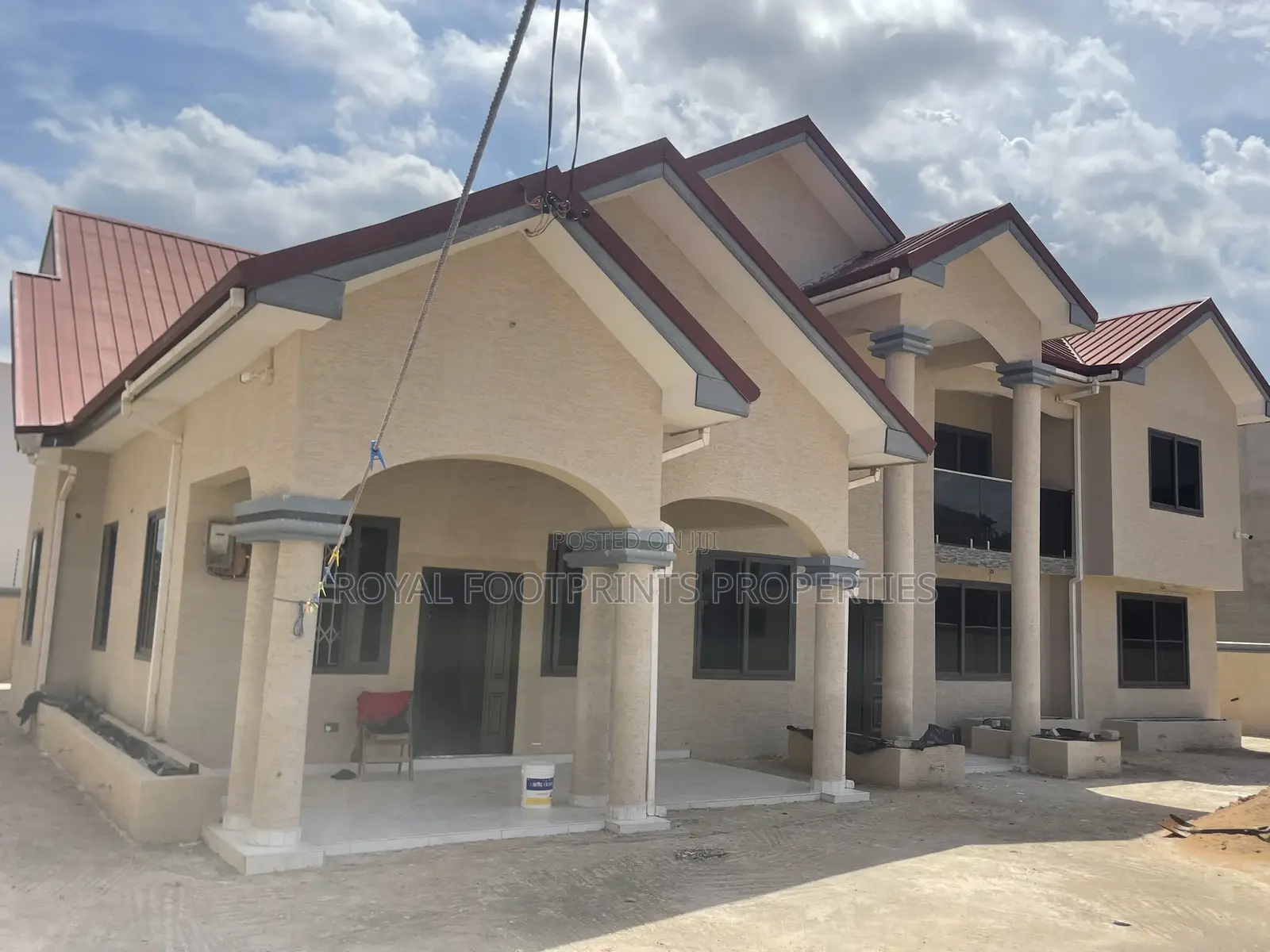 7bdrm Mansion in Luxelooks Properties, East Legon for sale in East Legon