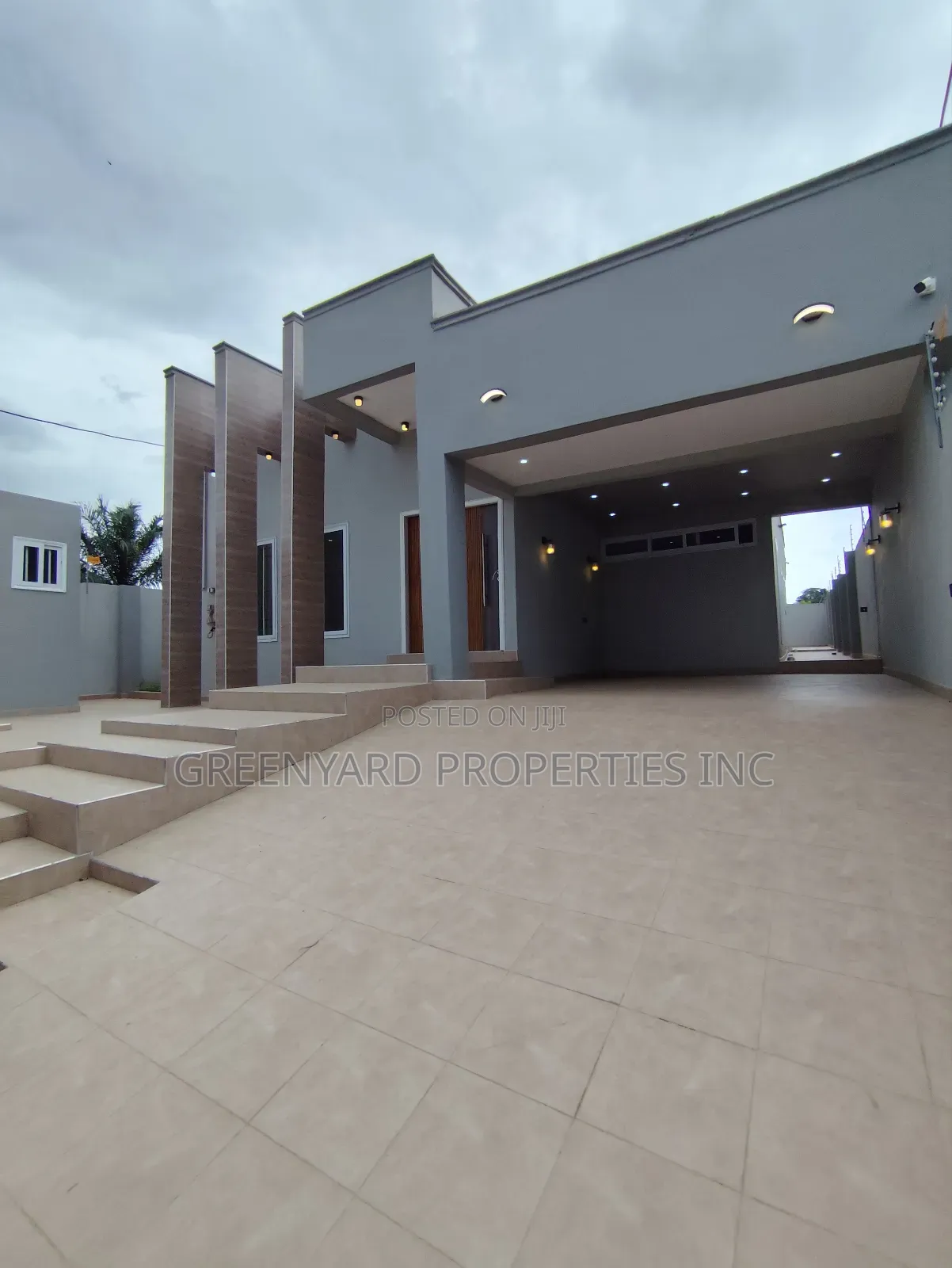 3bdrm House in Obosomase, Aburi for sale in Aburi