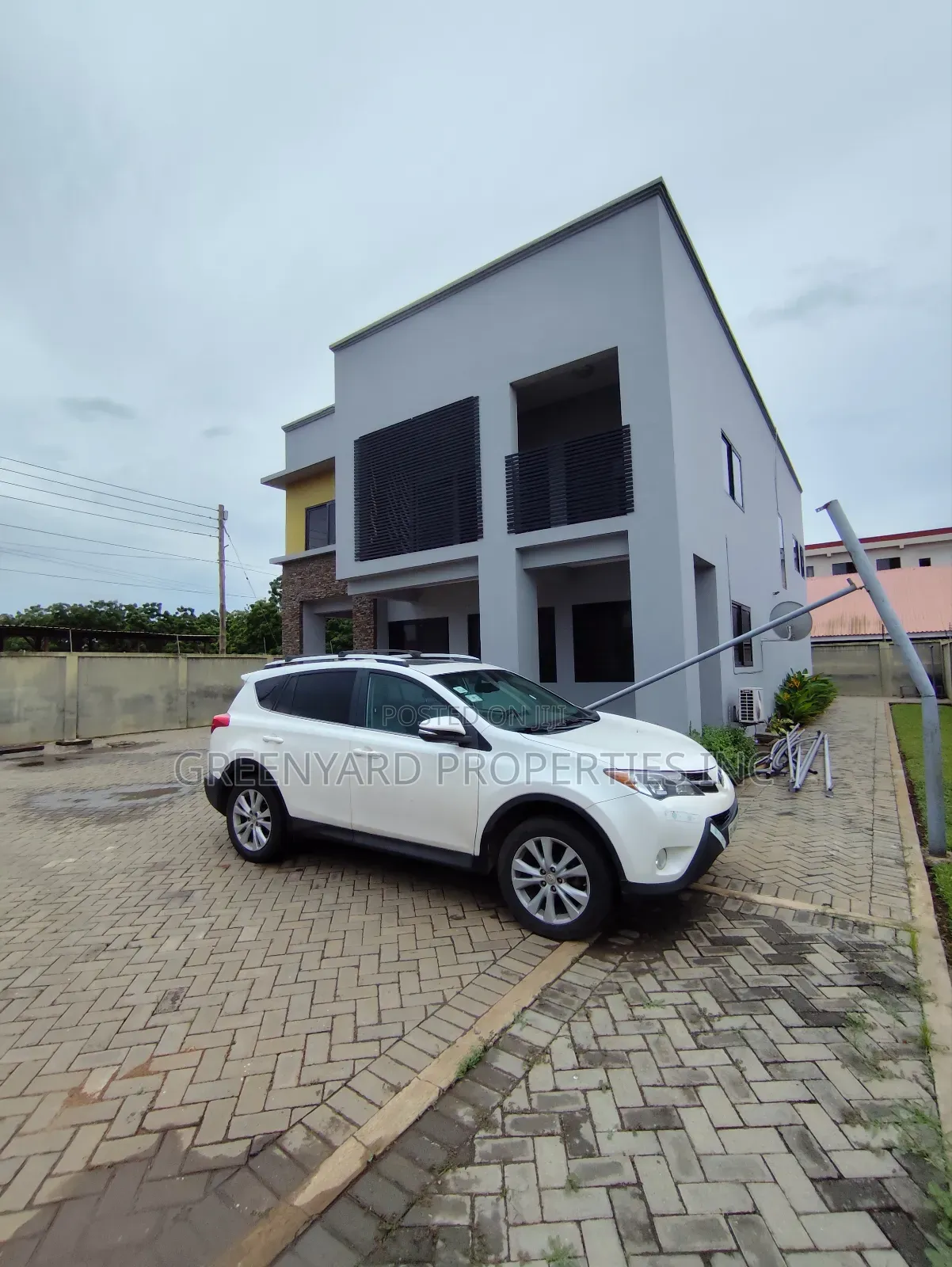 Furnished 4bdrm House in Mangos, East Legon for rent in East Legon