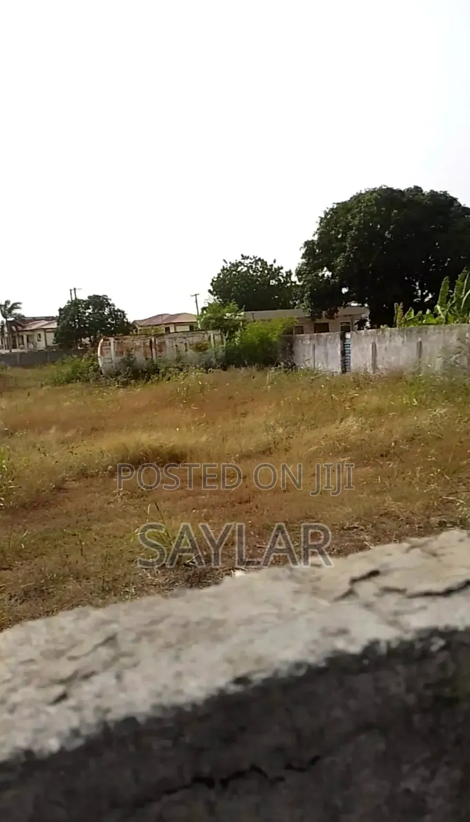 T. D. C Documents 3 Plots in Comm10, Sos Down Lane Tema. in Tema Metropolitan