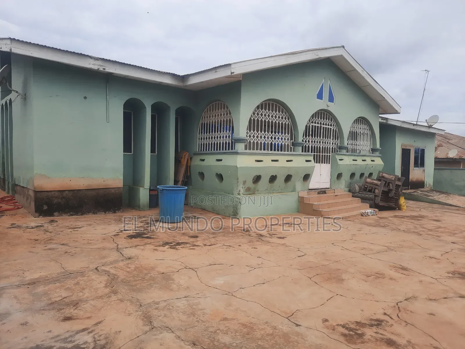 5bdrm House in Nyankyerenyease, Kumasi Metropolitan for sale in Kumasi Metropolitan