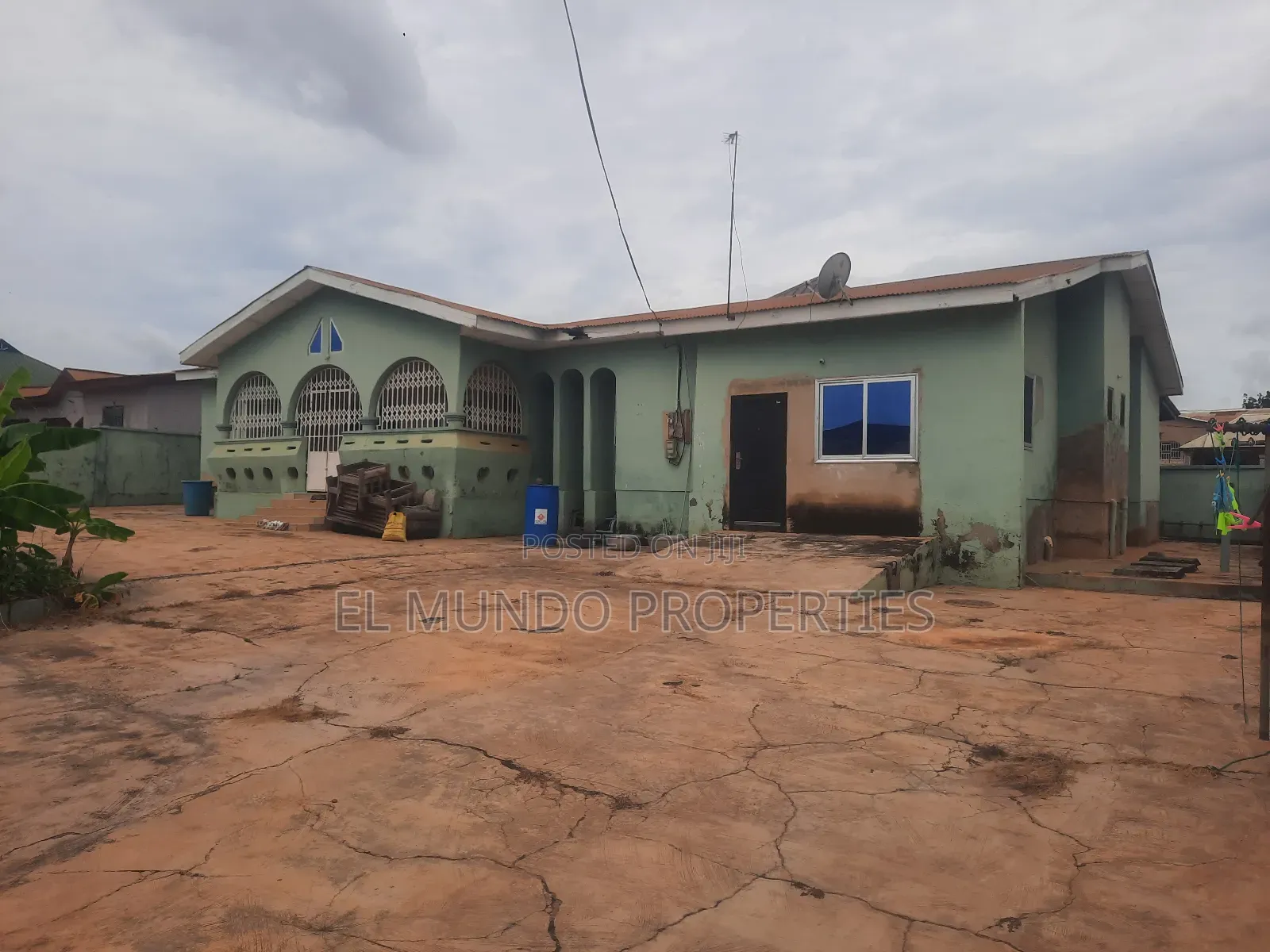 5bdrm House in Nyankyerenyease, Kumasi Metropolitan for sale in Kumasi Metropolitan