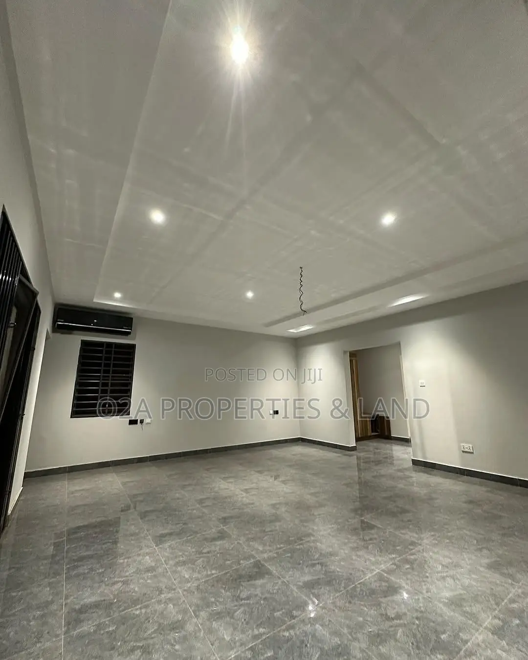 4bdrm House in Lakeside Estate for sale in Lake Side Estate