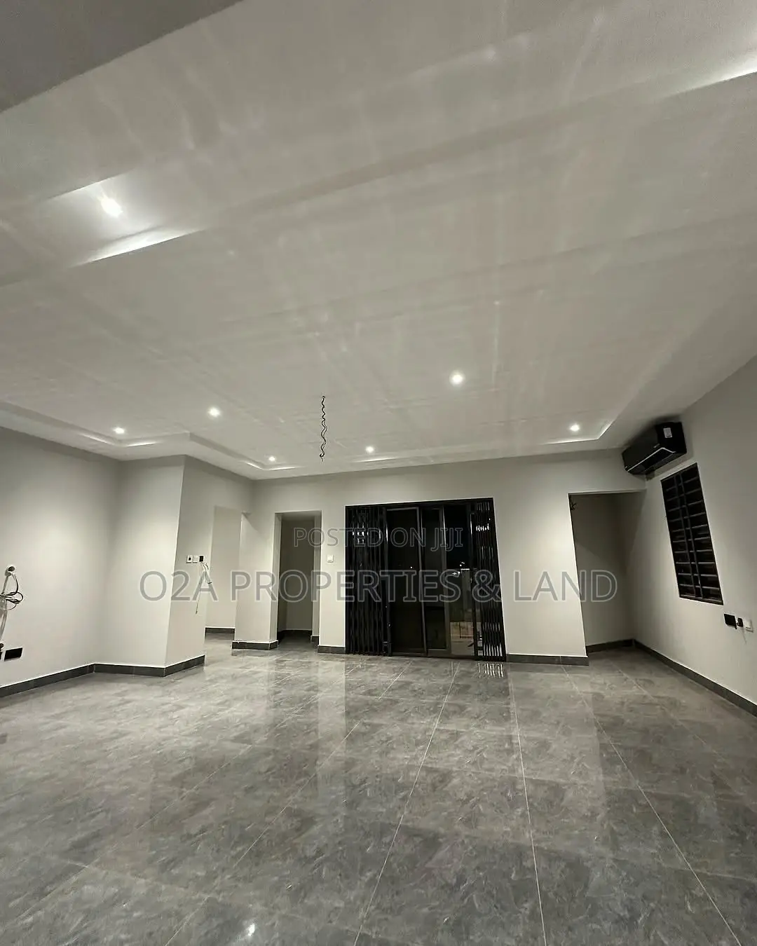 4bdrm House in Lakeside Estate for sale in Lake Side Estate