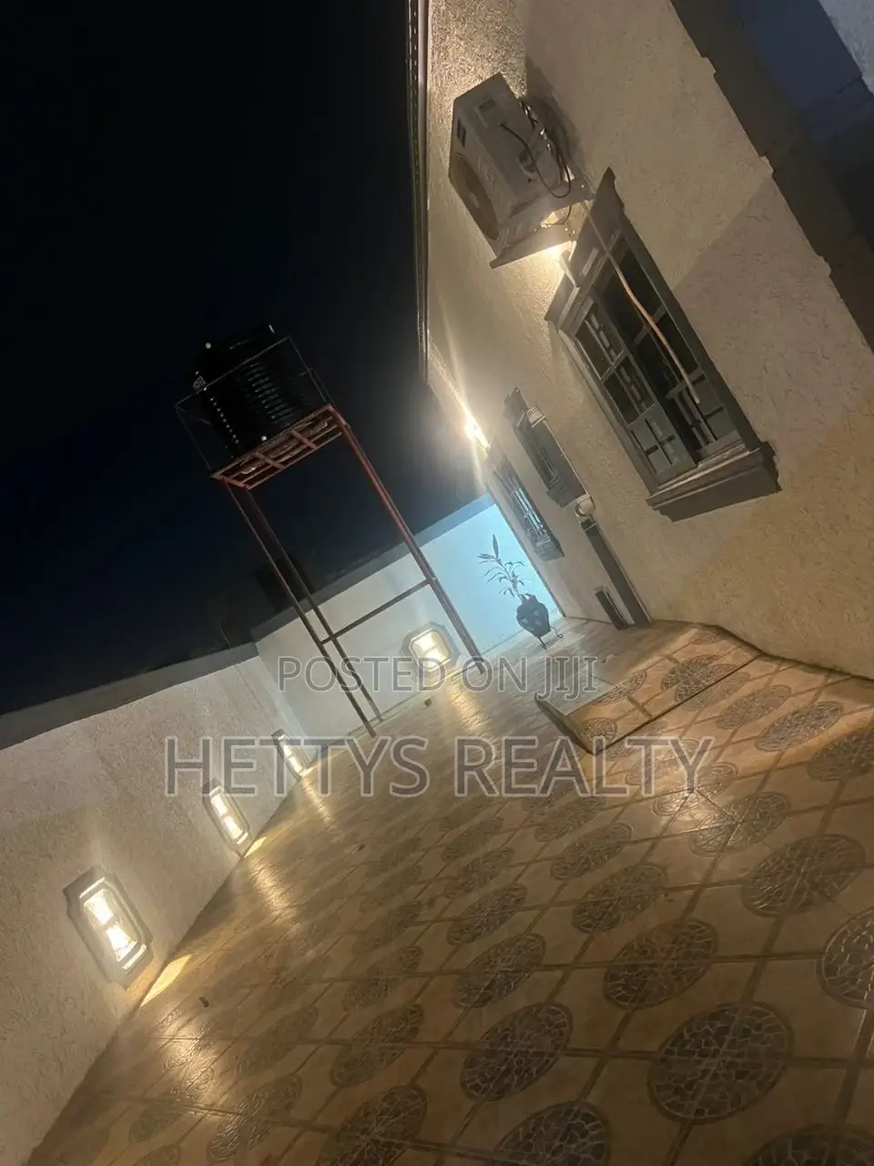 3bdrm House in Oyarifa for sale in Oyarifa