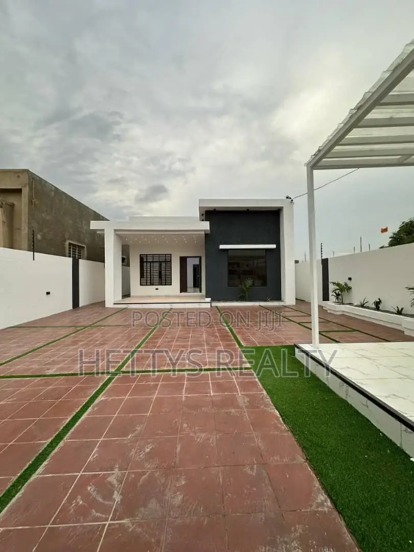 3bdrm Apartment in East Legon for sale in East Legon