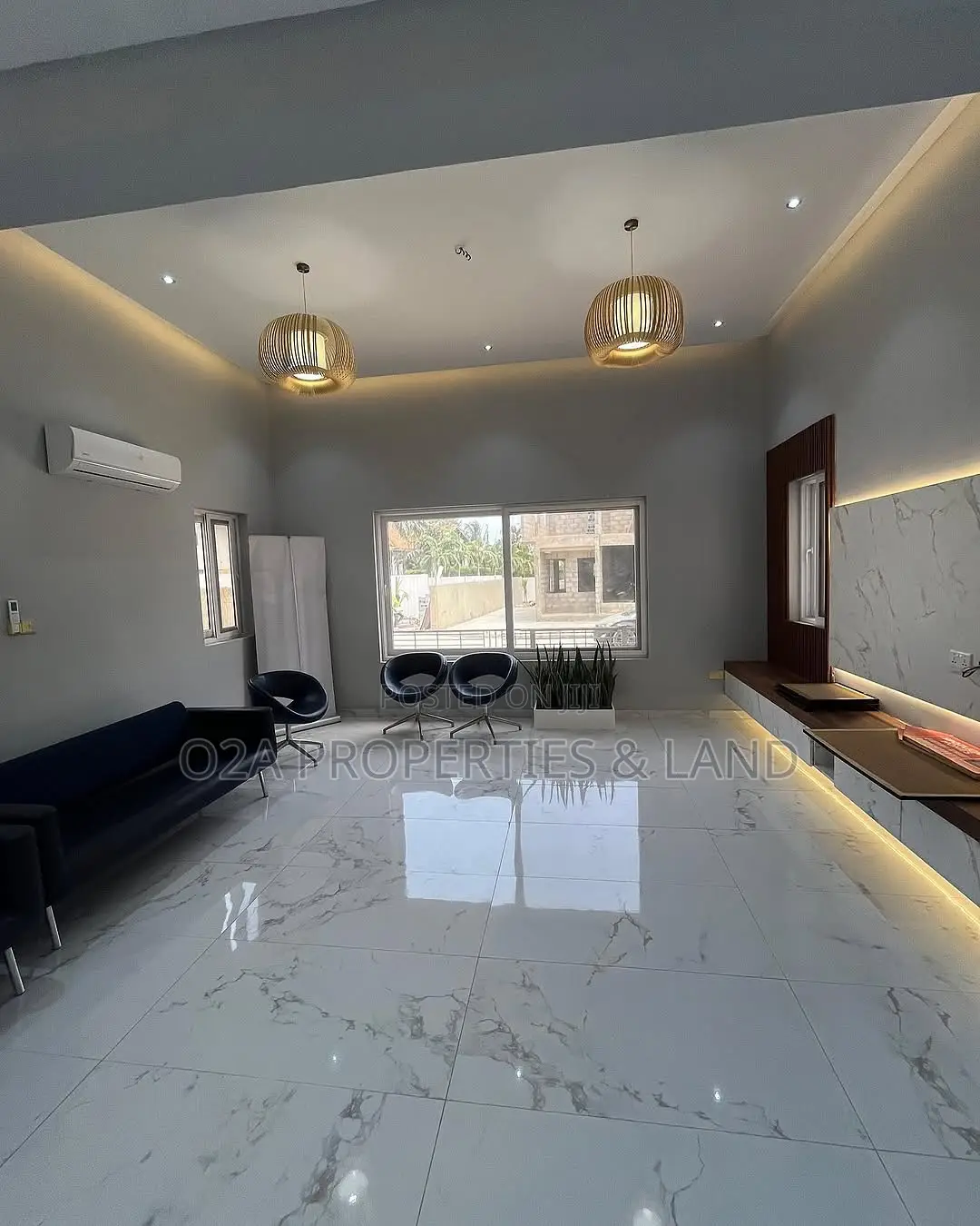 4bdrm House in East Airport for sale in Airport Residential Area