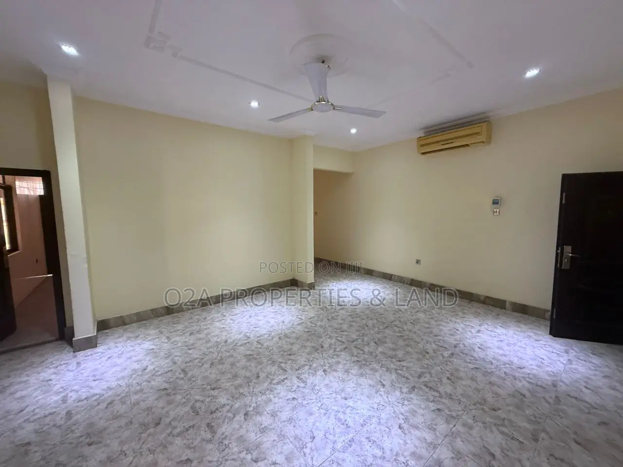 15bdrm House in Airport Residential for rent in Airport Residential Area