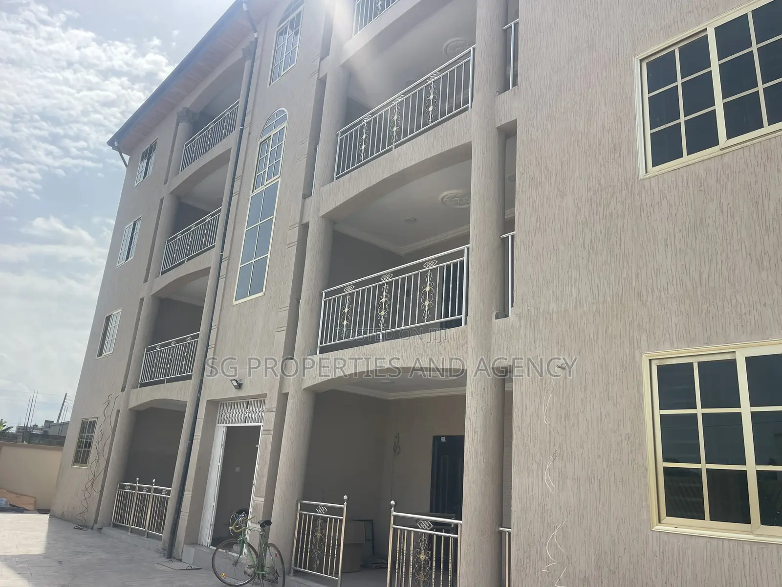 2bdrm Apartment in Klagon, Spintex for rent in Spintex