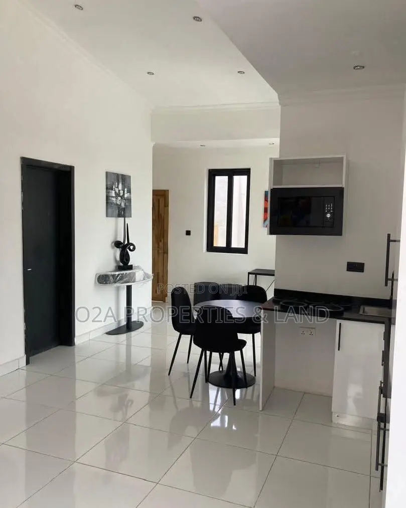 2bdrm Apartment in Dzorwulu, Accra for sale in Dzorwulu