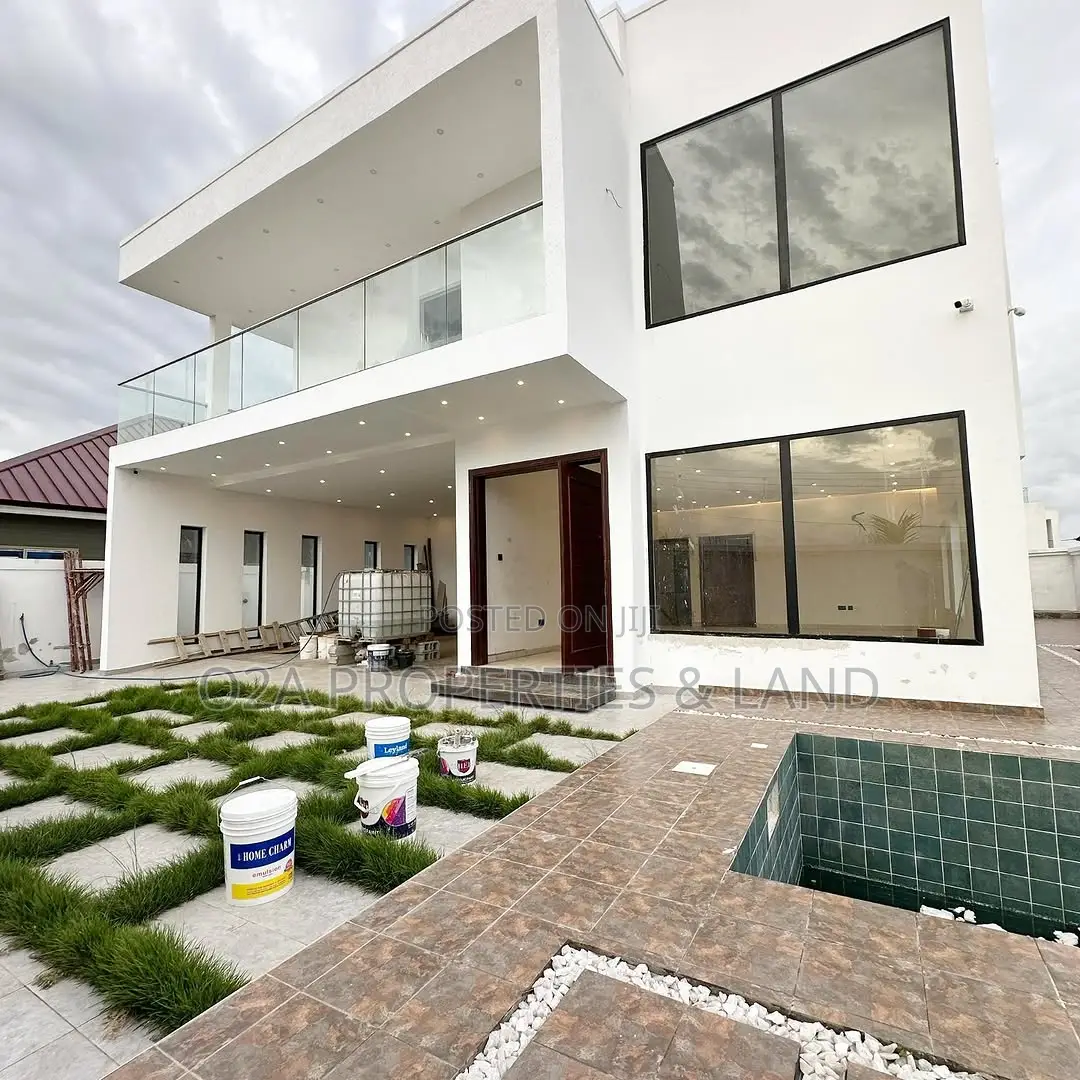 4bdrm House in Lakeside Estate for sale in Lake Side Estate