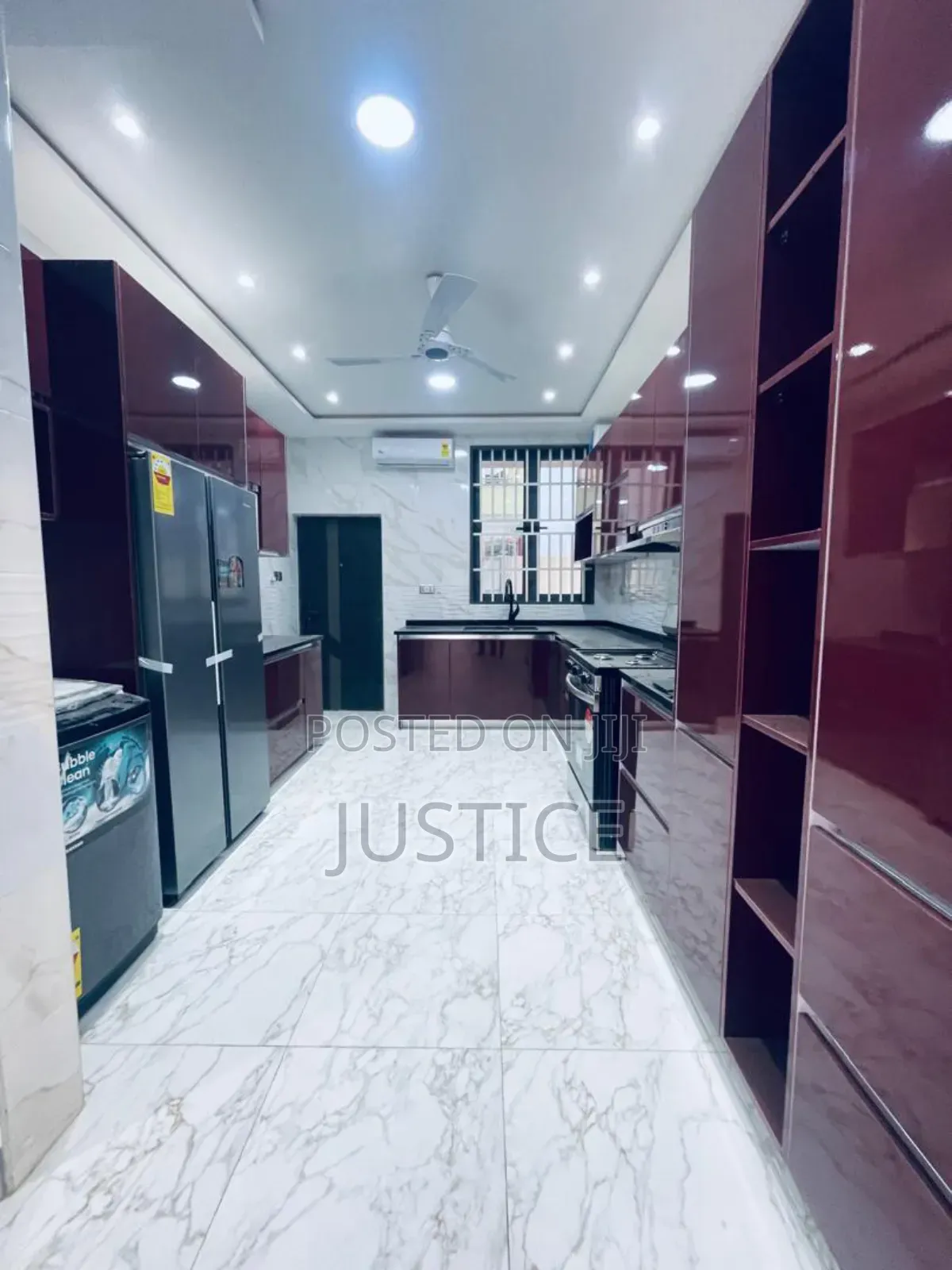 3bdrm Duplex in Adjiringanor, Adjiriganor for sale in Adjiriganor