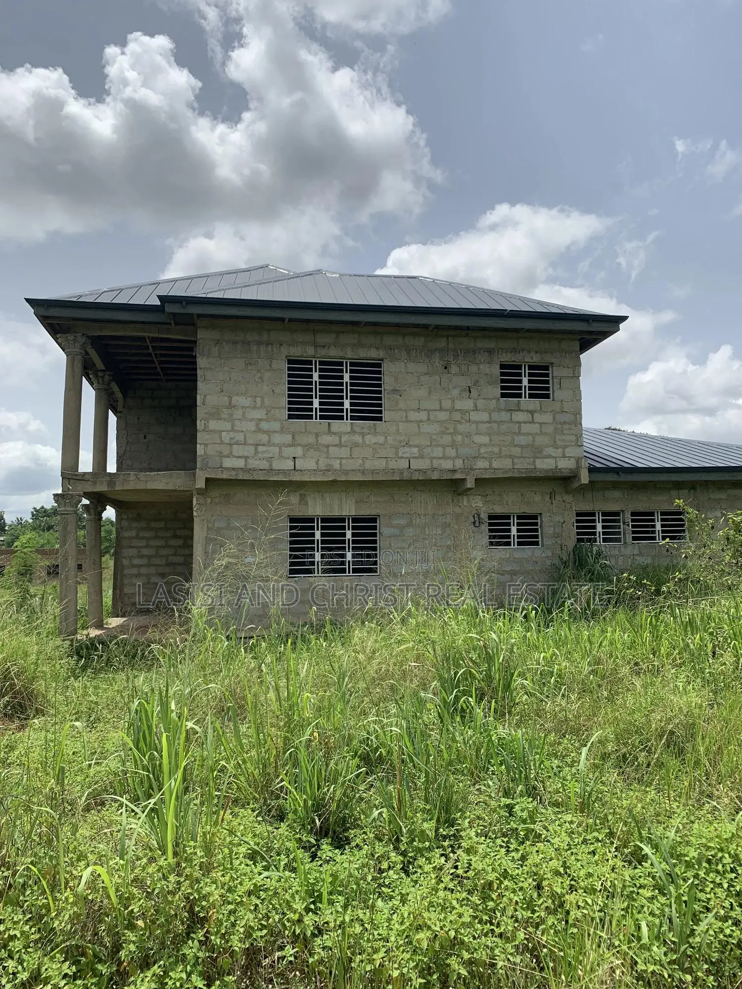 4bdrm House in Lasisi And Christ, Accra Metropolitan for sale in Accra Metropolitan