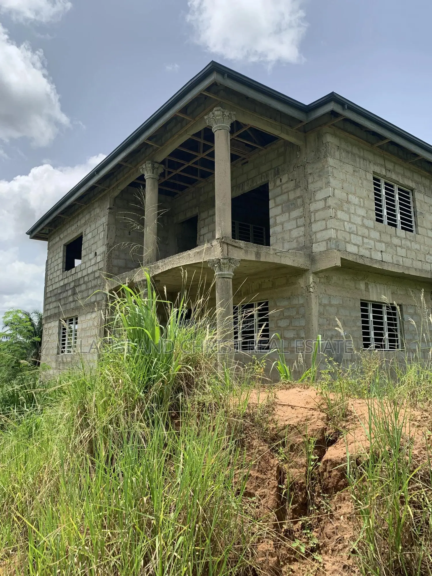 4bdrm House in Lasisi And Christ, Accra Metropolitan for sale in Accra Metropolitan