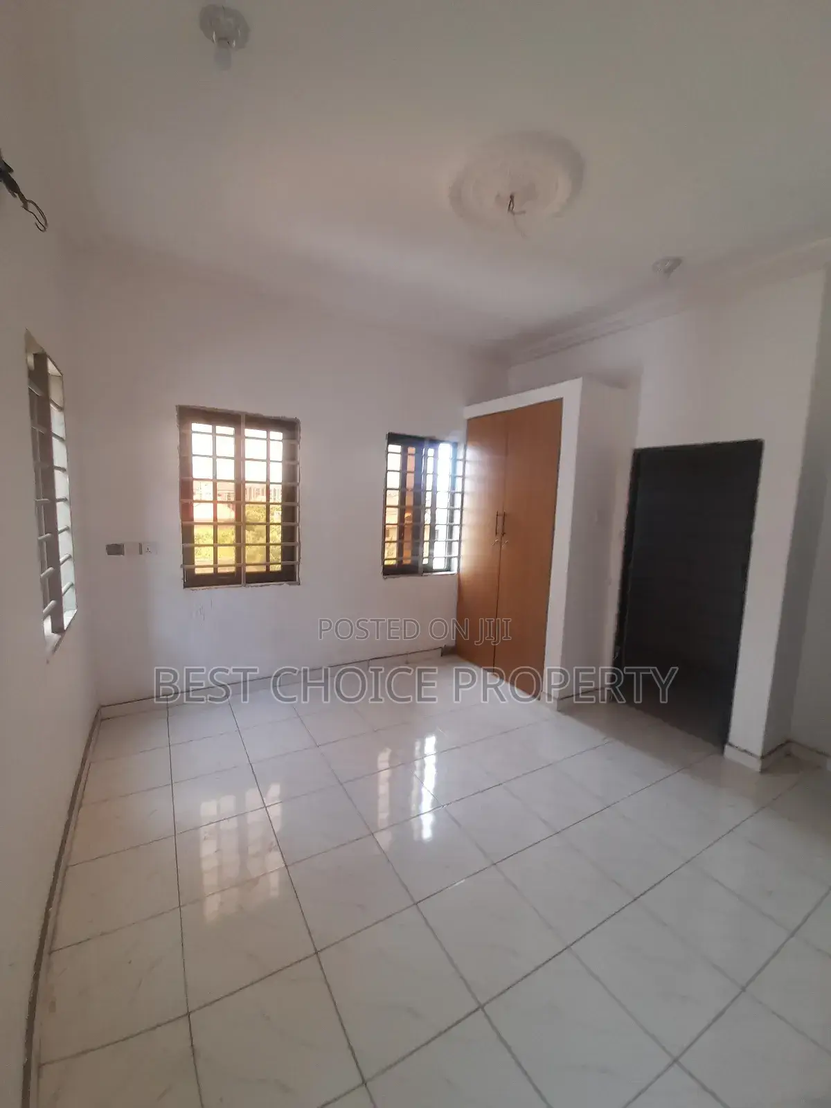 2bdrm Apartment in Lakeside for rent in Lake Side Estate