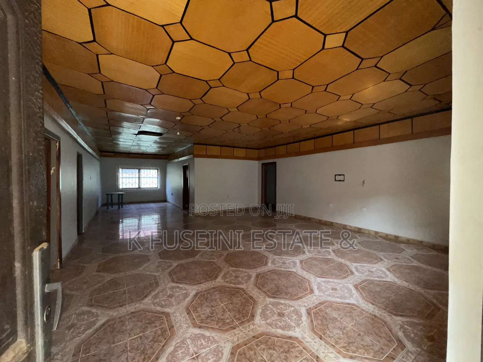 8bdrm House in K Fuseini Estate, Kumasi Metropolitan for sale in Kumasi Metropolitan
