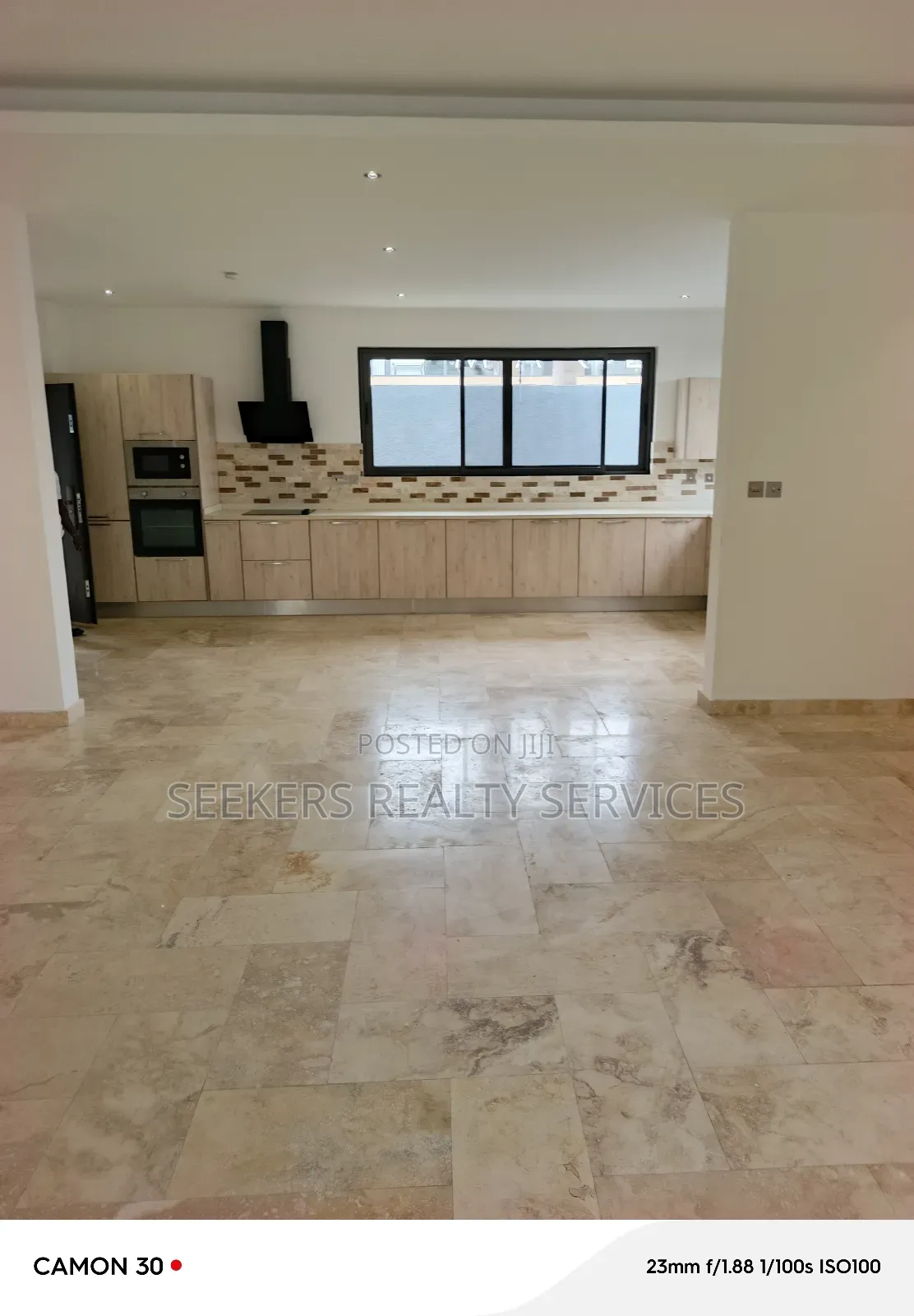 4bdrm Townhouse / Terrace in Seekers Realty, Cantonments for rent in Cantonments