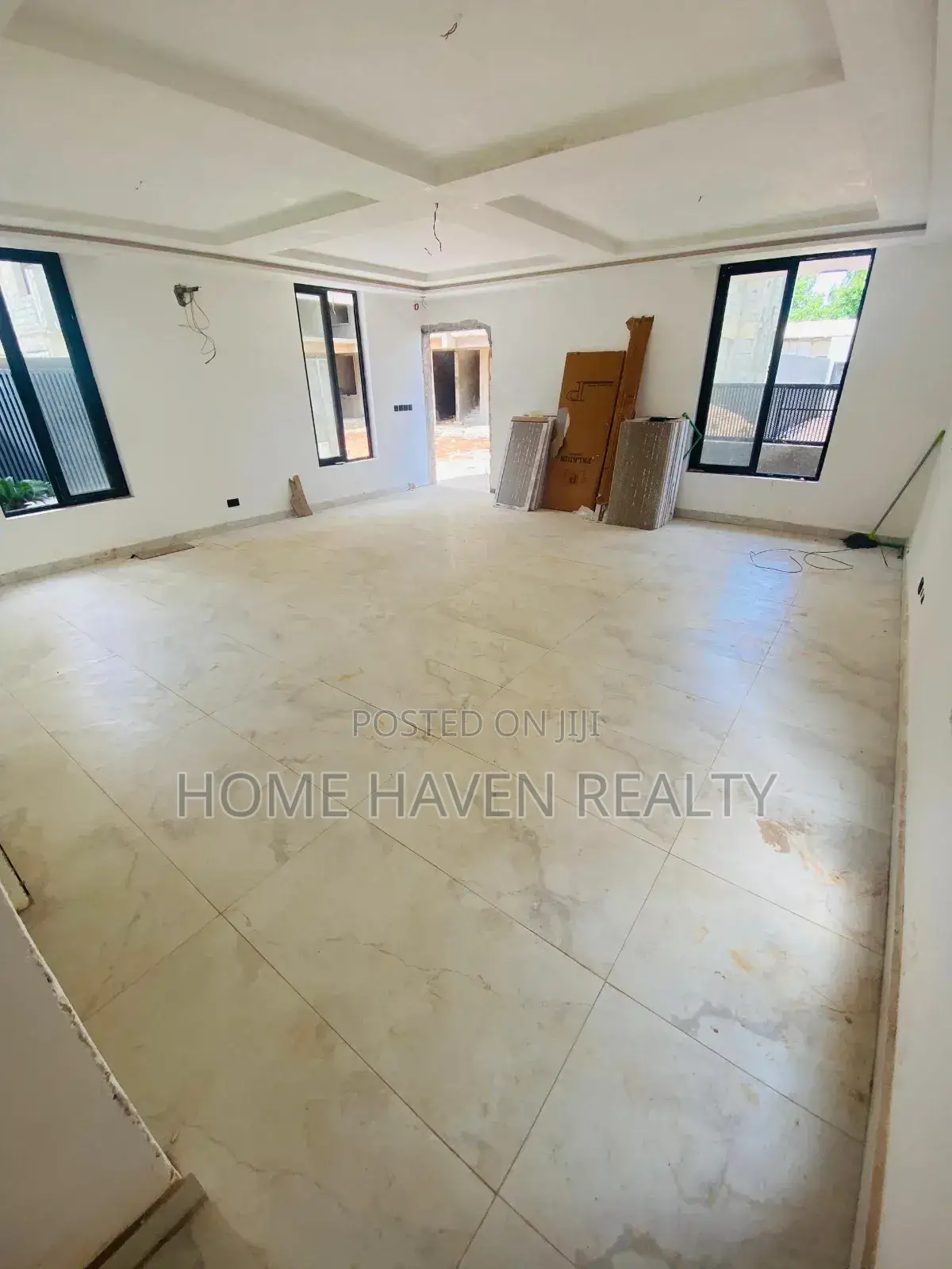 4bdrm Townhouse/Terrace in Abelemkpe for sale in Abelemkpe