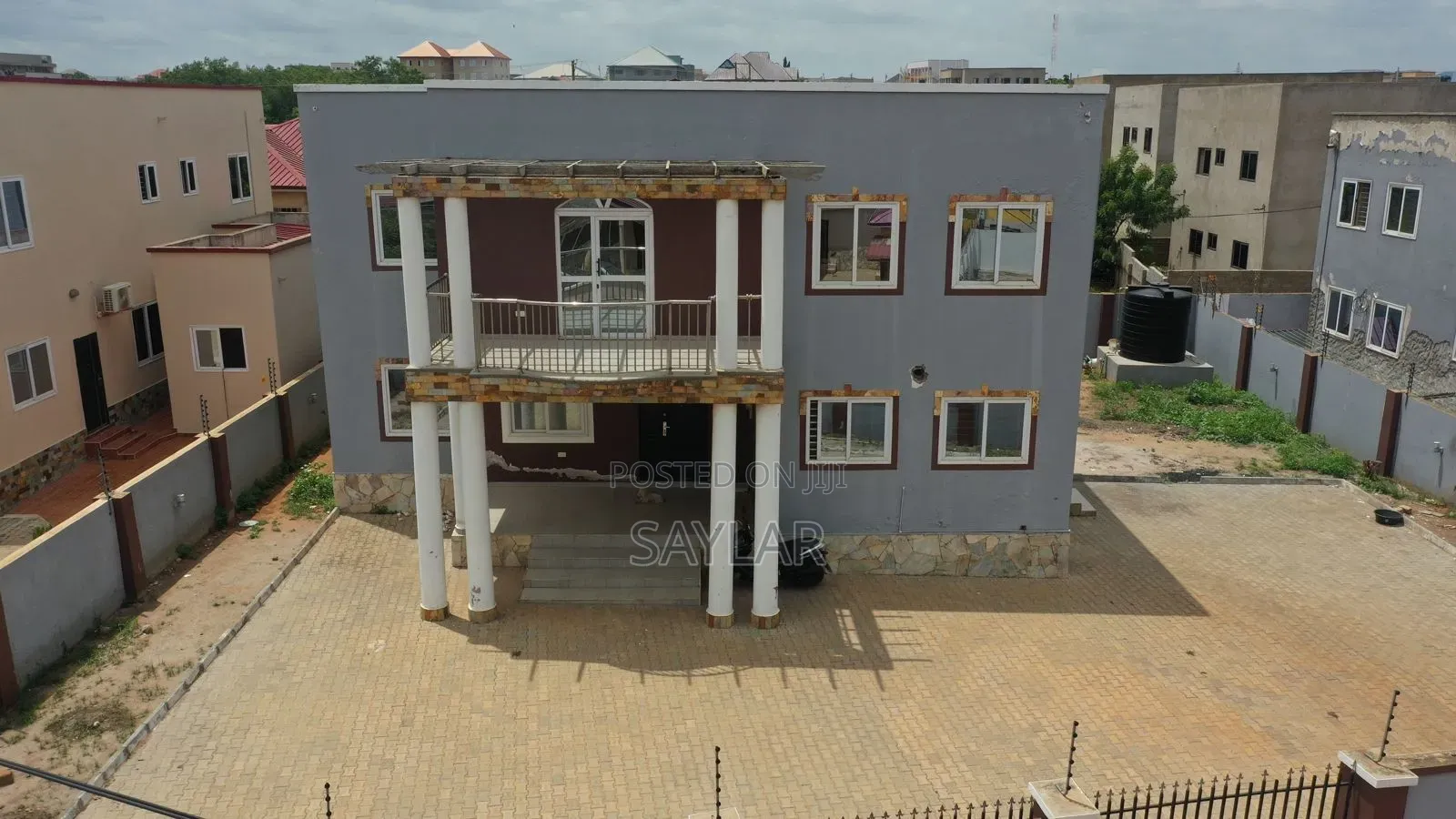 5bdrm Condo in Enjoyy Estates, Accra Metropolitan for sale in Accra Metropolitan