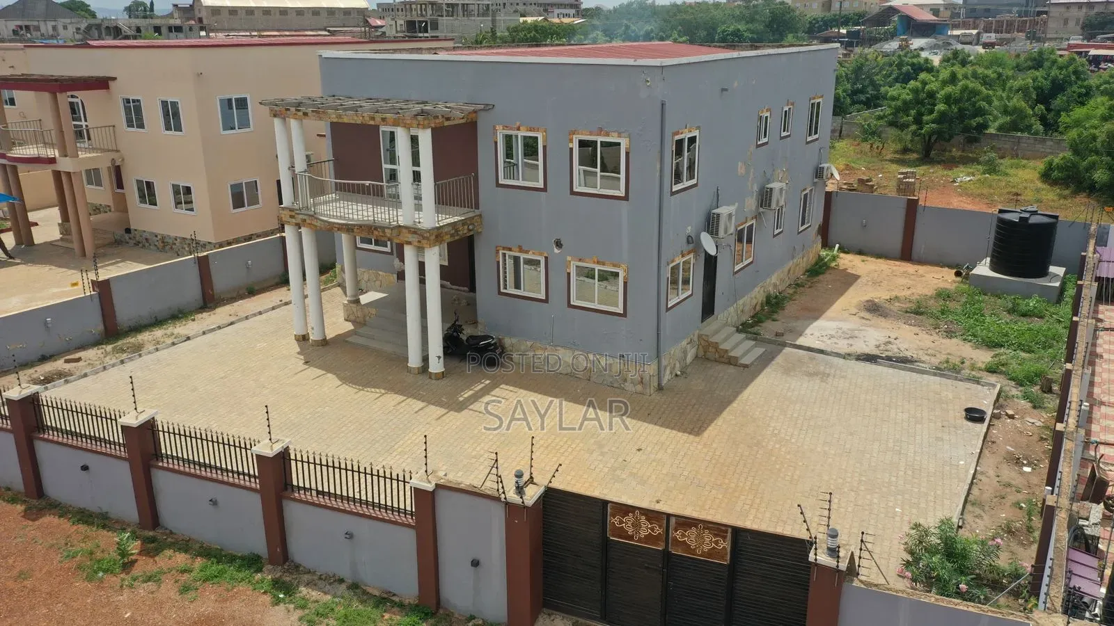 5bdrm Condo in Enjoyy Estates, Accra Metropolitan for sale in Accra Metropolitan