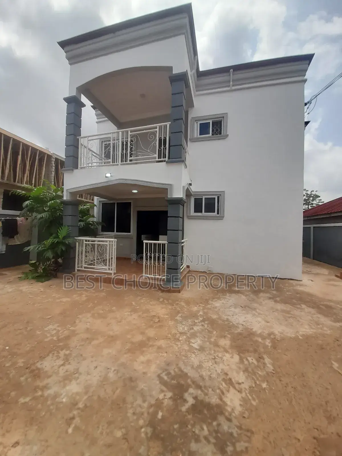 3bdrm Apartment in Obolo Junction, New Legon for rent in New Legon