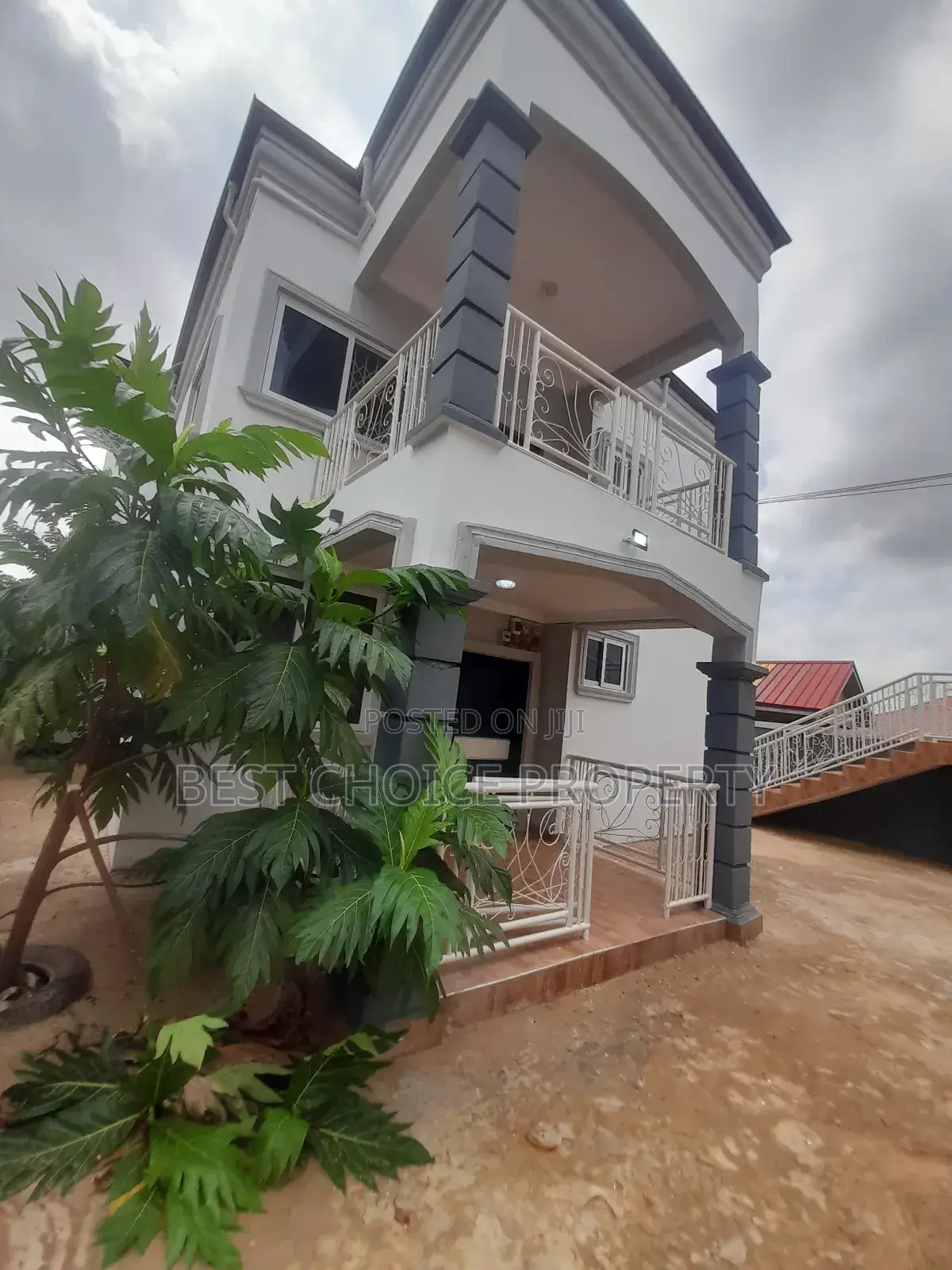 3bdrm Apartment in Obolo Junction, New Legon for rent in New Legon