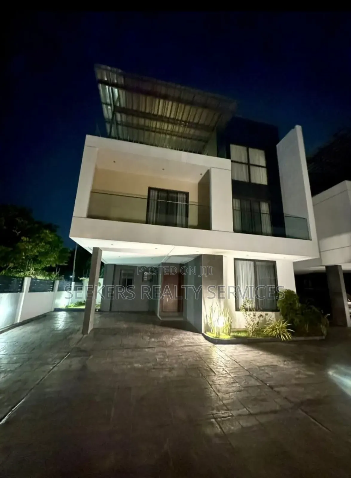 Furnished 4bdrm Townhouse Terrace in Seekers Realty Cantonments in Cantonments