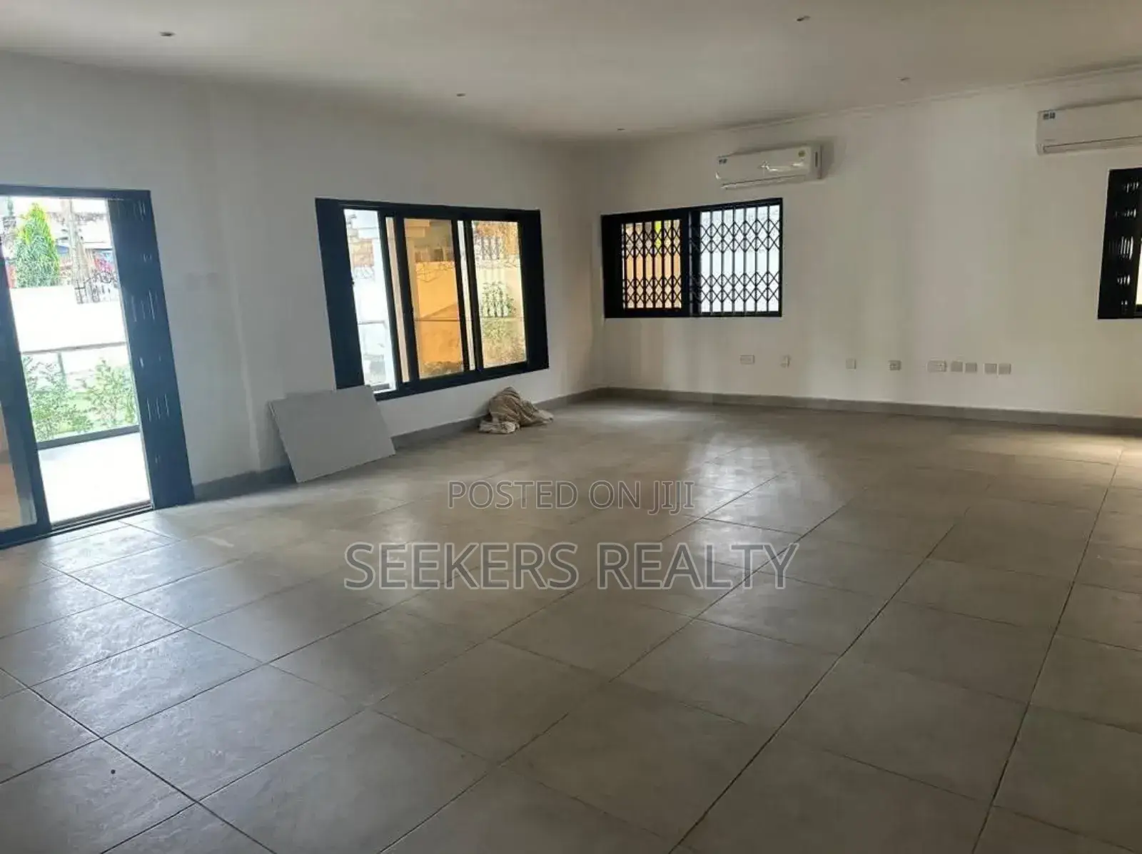 7bdrm House in Seekers Realty Airport Residential Area for rent in Airport Residential Area