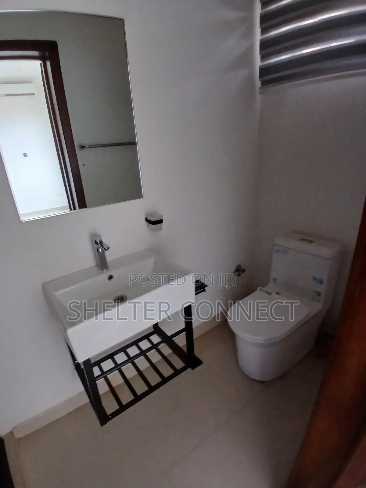 3bdrm Duplex in Oyarifa for sale in Oyarifa
