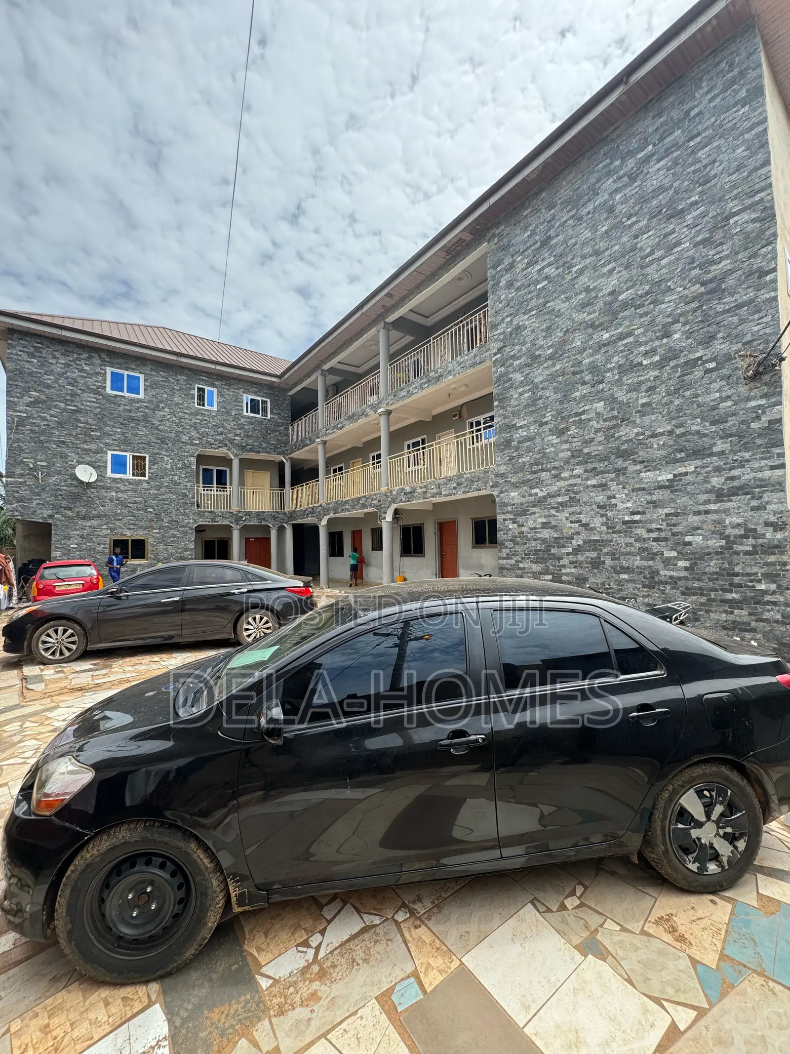2bdrm Apartment in Adenta, Commandos for rent in Commandos