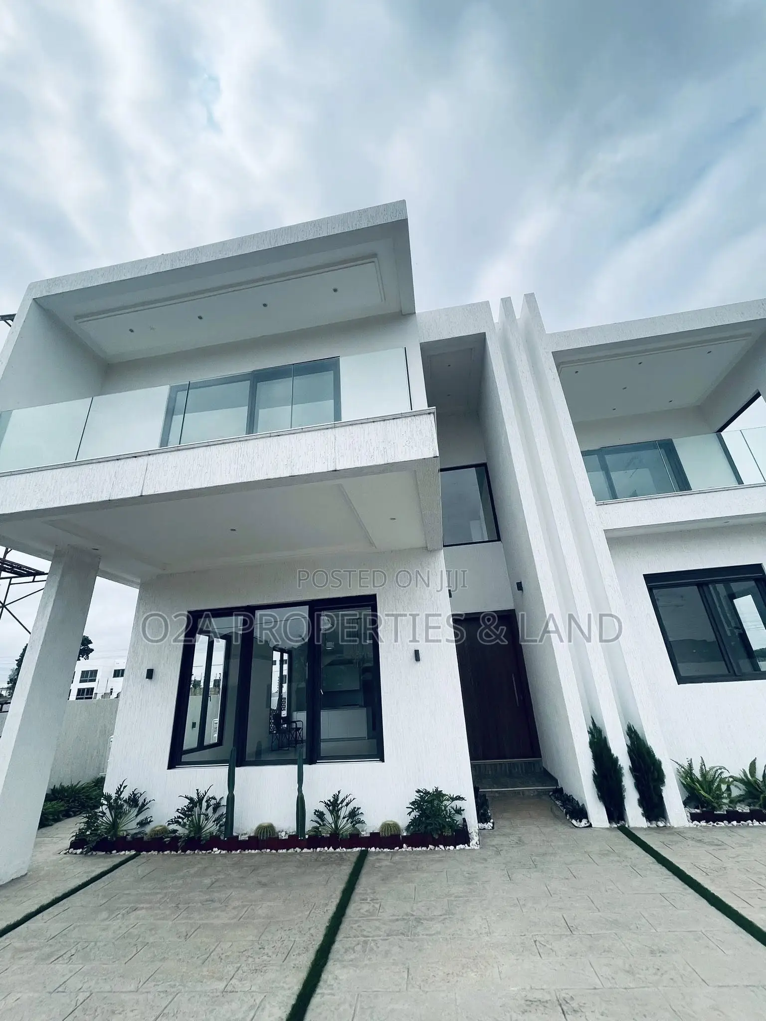4bdrm House in East Legon, Bawaleshie for sale in Bawaleshie