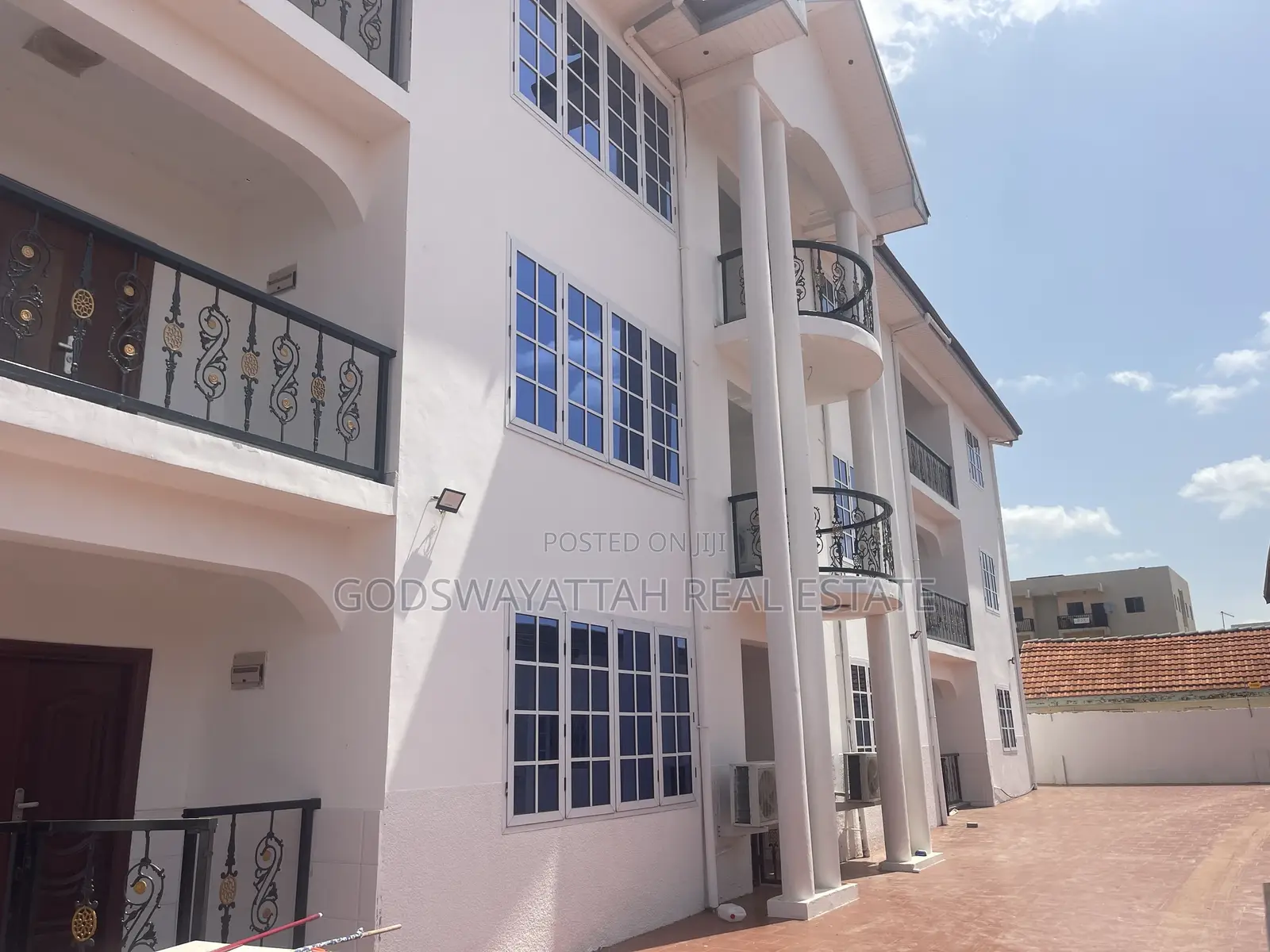 3bdrm Apartment in East Legon, Adjiriganor for rent in Adjiriganor