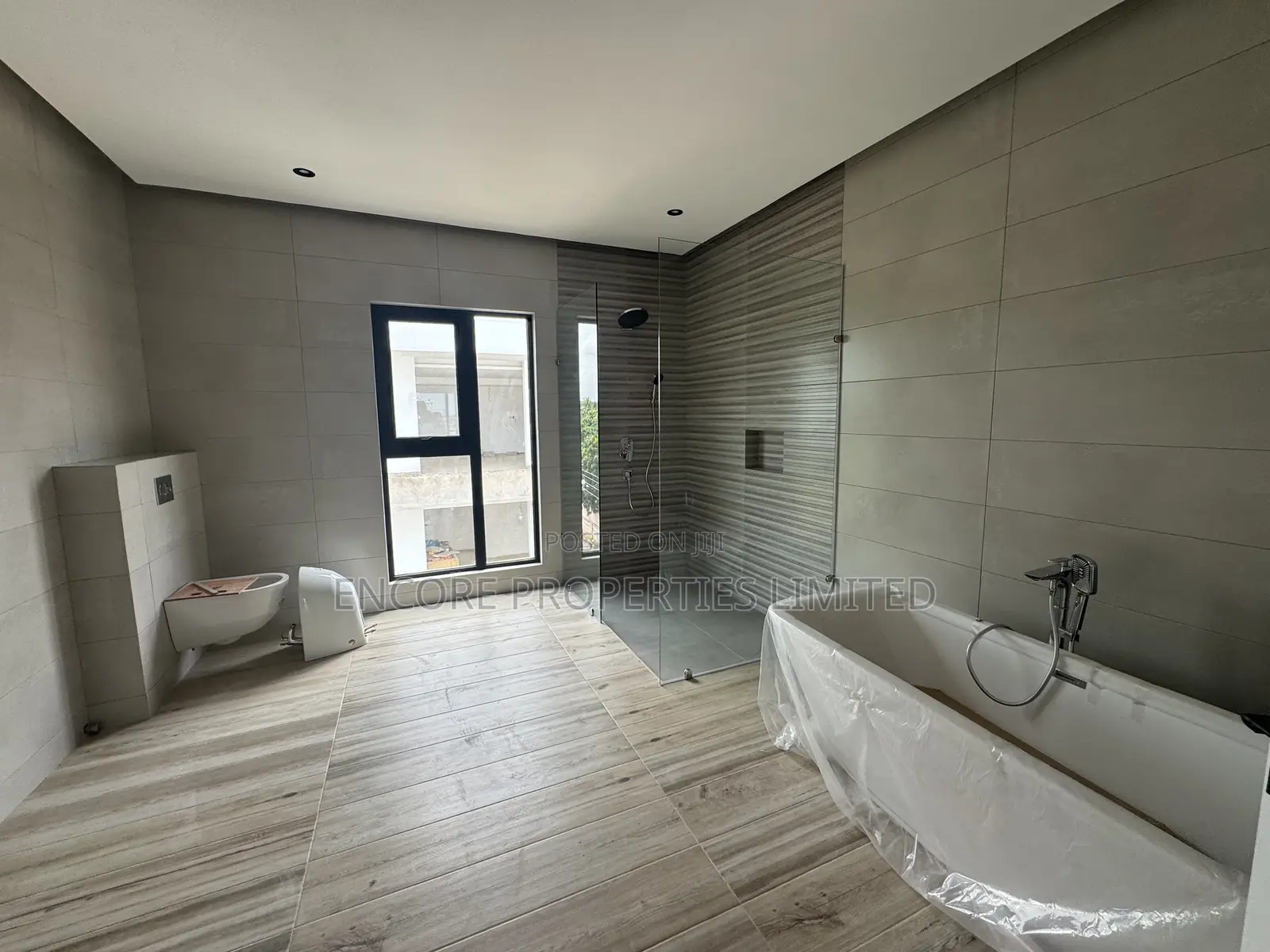 5bdrm House in Encore Properties, Dzorwulu for sale in Dzorwulu