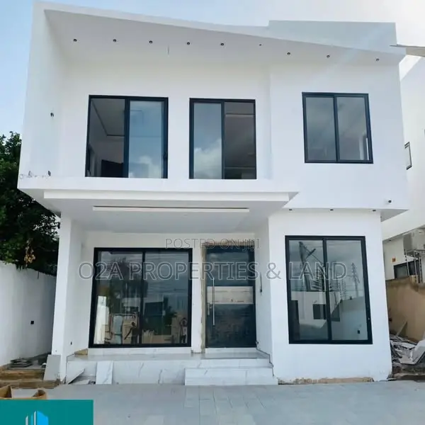 4bdrm House in East Legon A&C, A&C Mall Area for sale in A&C Mall Area