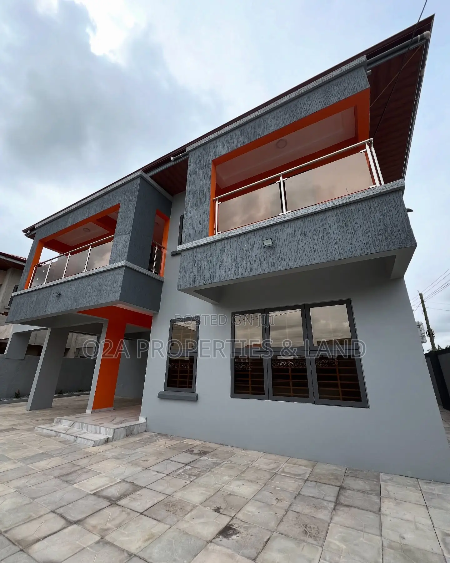 4bdrm House in Haatso, Asore Junction for sale in Asore Junction