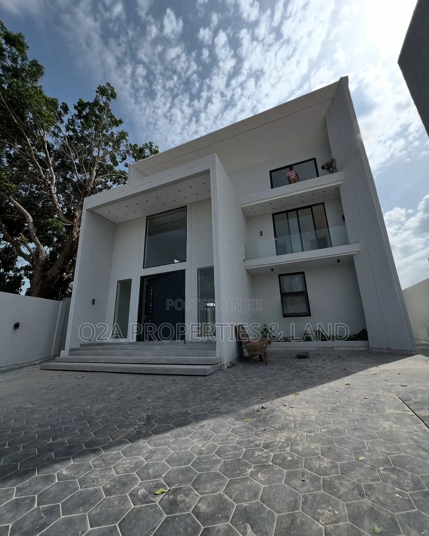 7bdrm House in East Legon, Bawaleshie for sale in Bawaleshie
