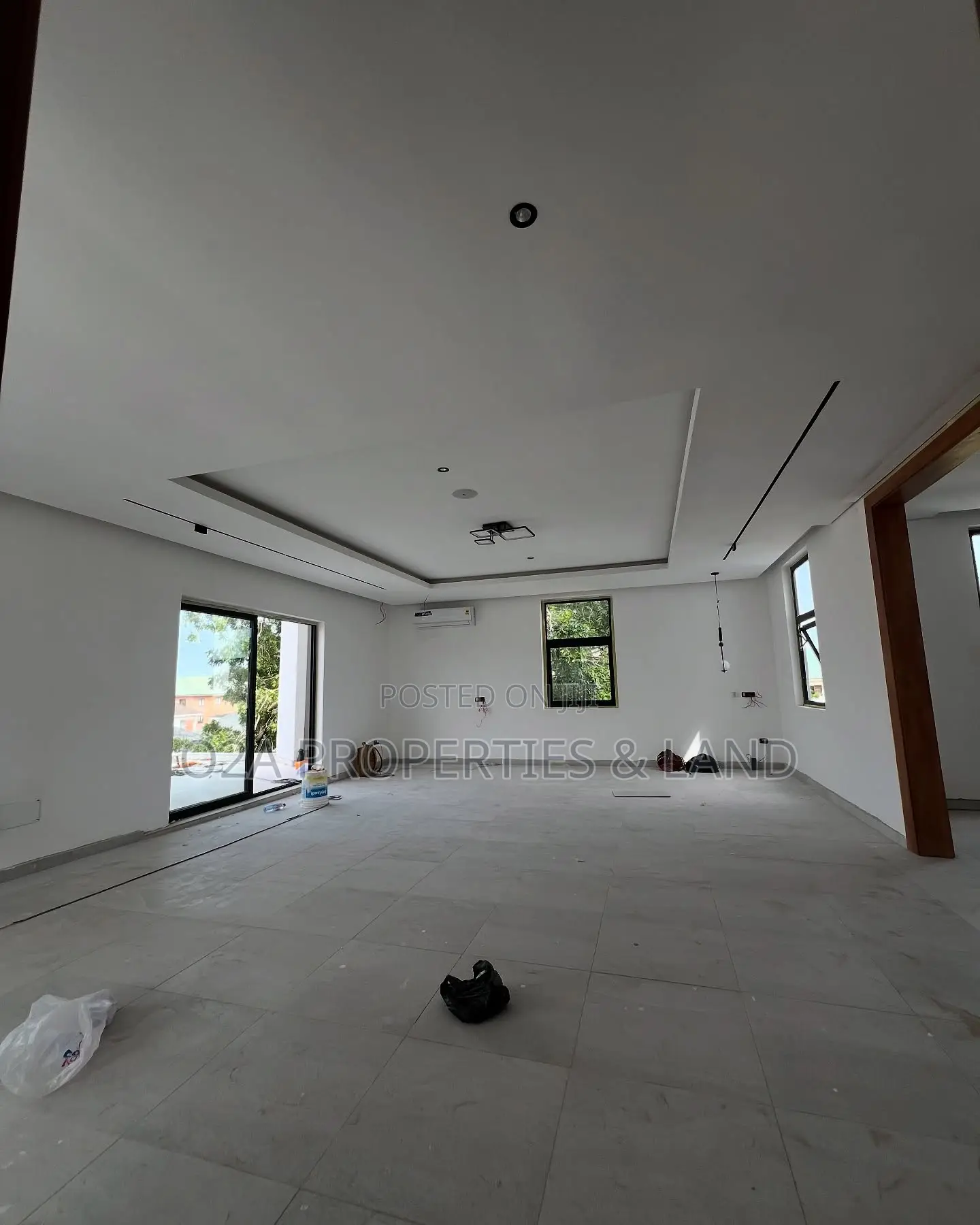 7bdrm House in East Legon, Bawaleshie for sale in Bawaleshie