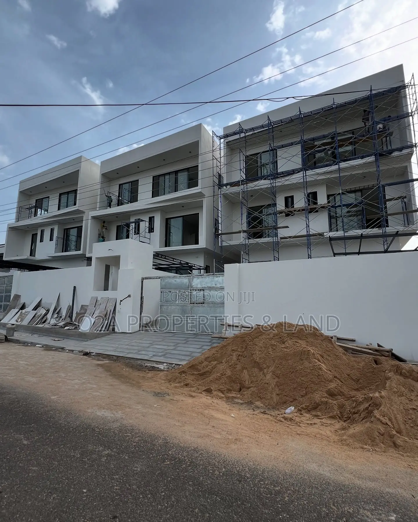 5bdrm House in East Legon, Bawaleshie for sale in Bawaleshie