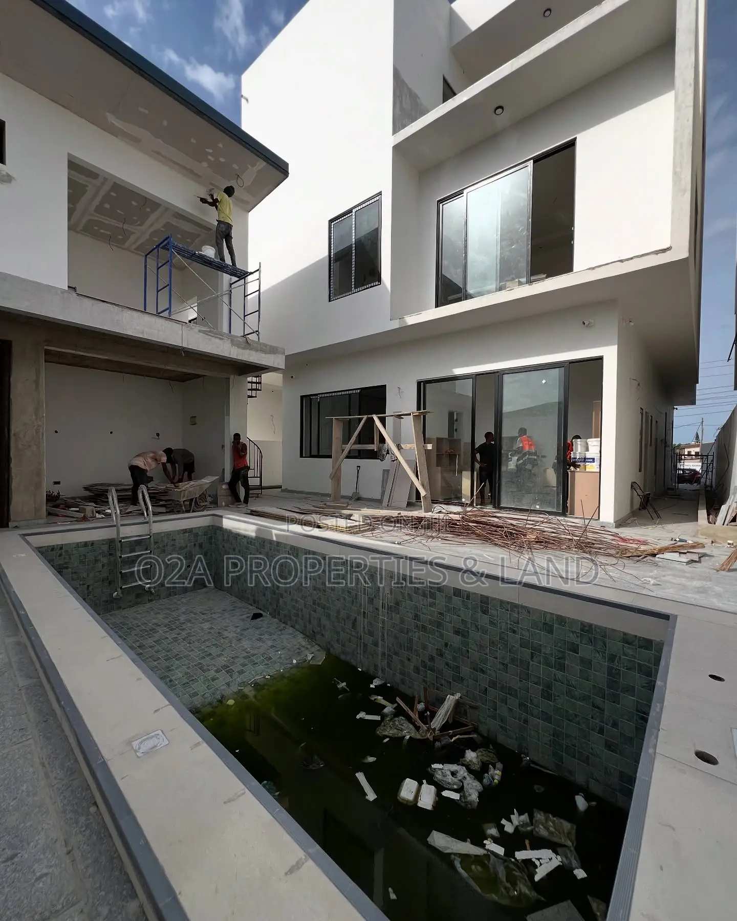 5bdrm House in East Legon, Bawaleshie for sale in Bawaleshie