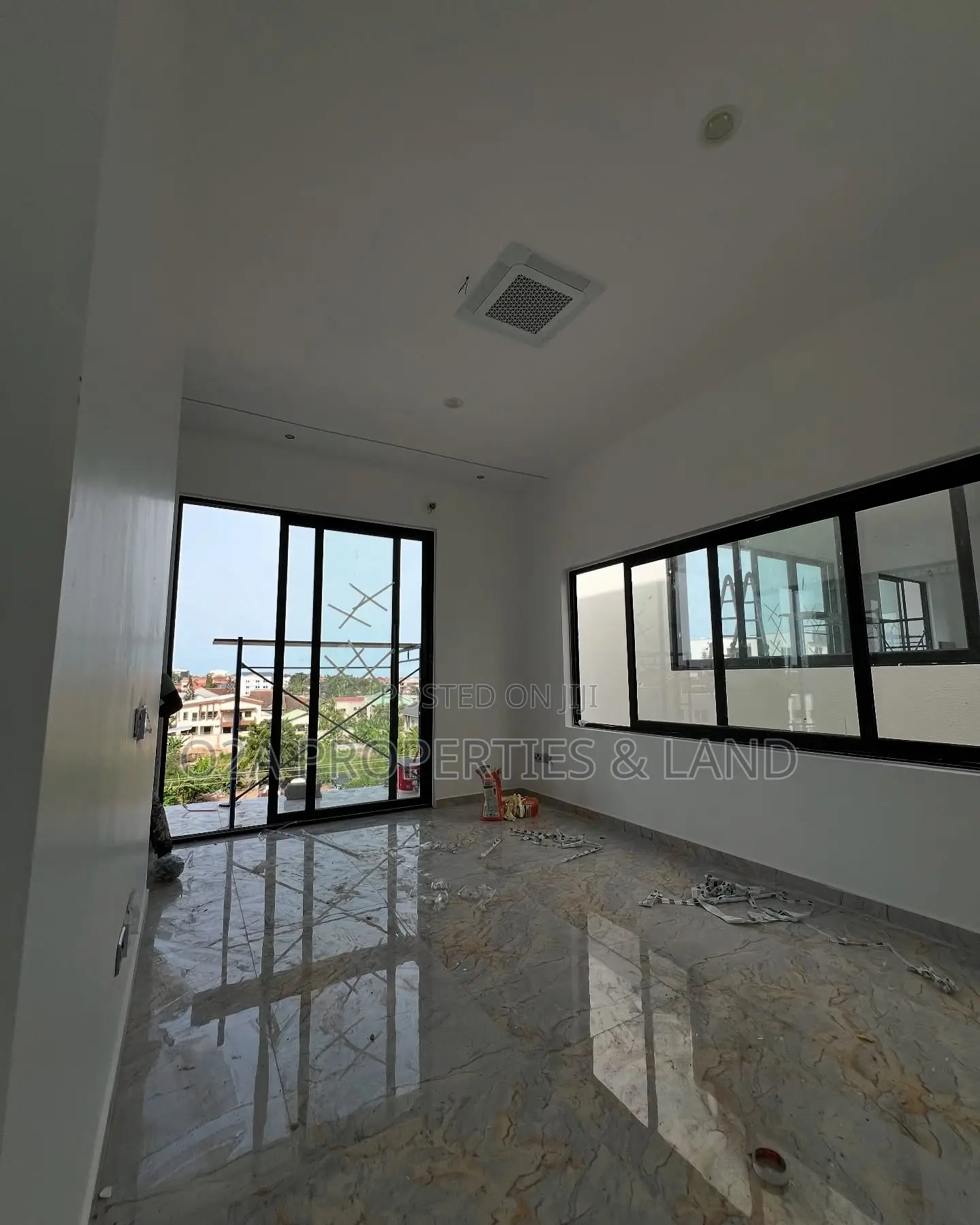 5bdrm House in East Legon, Bawaleshie for sale in Bawaleshie