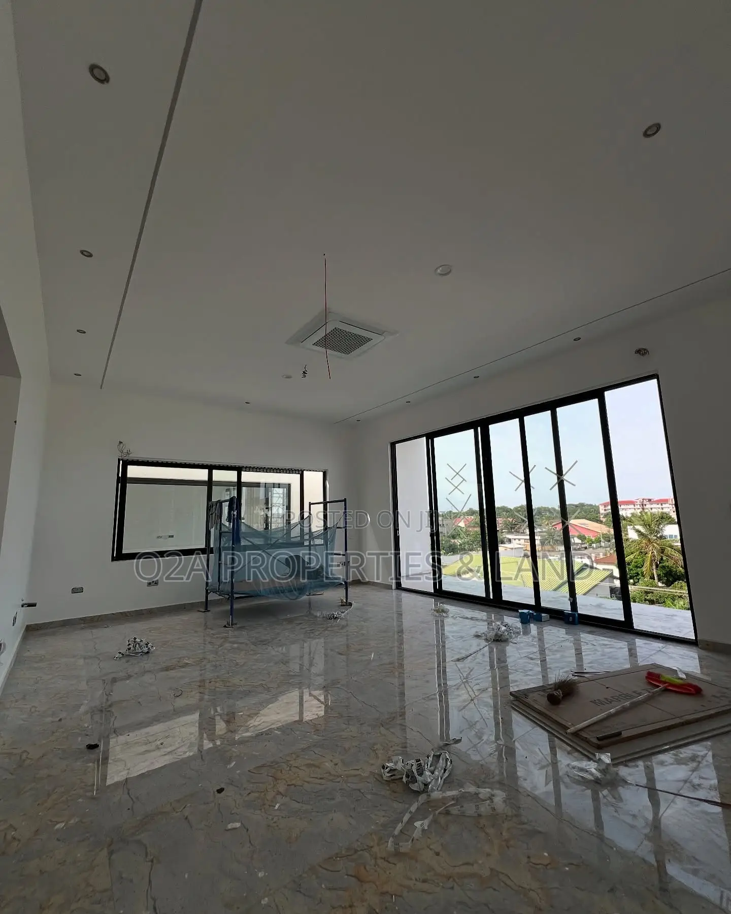 5bdrm House in East Legon, Bawaleshie for sale in Bawaleshie