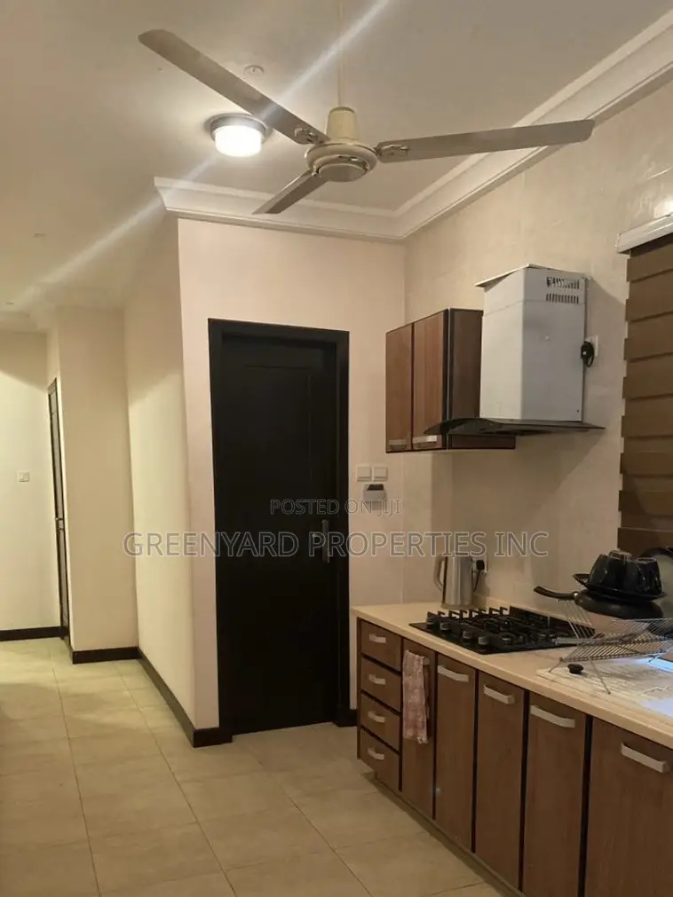 4bdrm House in Lakeside for rent in Lake Side Estate