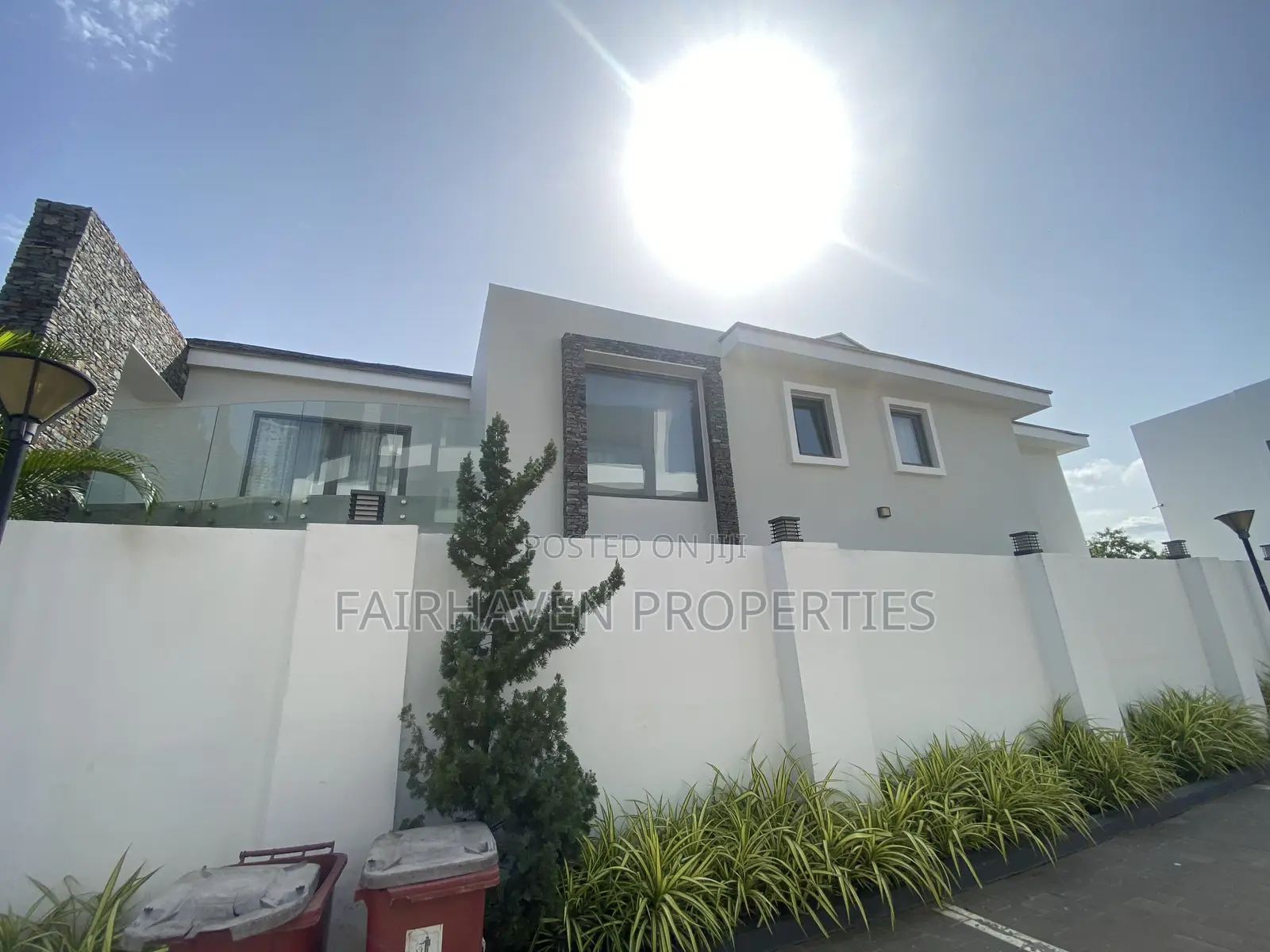 Furnished 4bdrm Apartment in East Airport for sale in Airport Residential Area