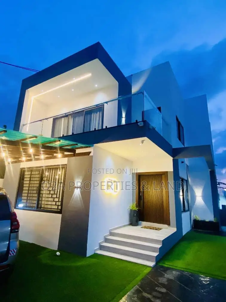 Furnished 4bdrm House in East Legon, A&C Mall Area for sale in A&C Mall Area