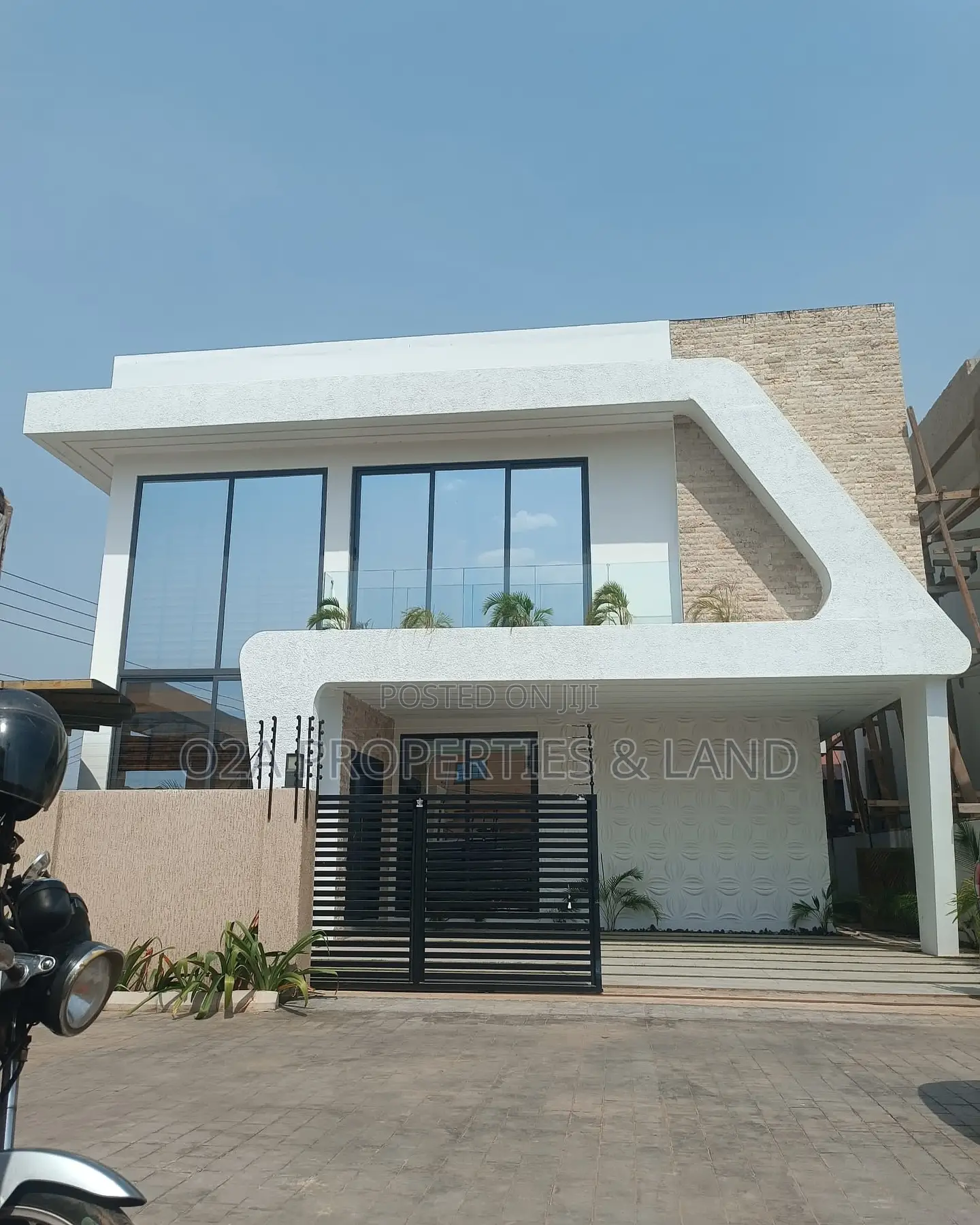 3bdrm House in Achimota, Mile 7 for sale in Mile 7