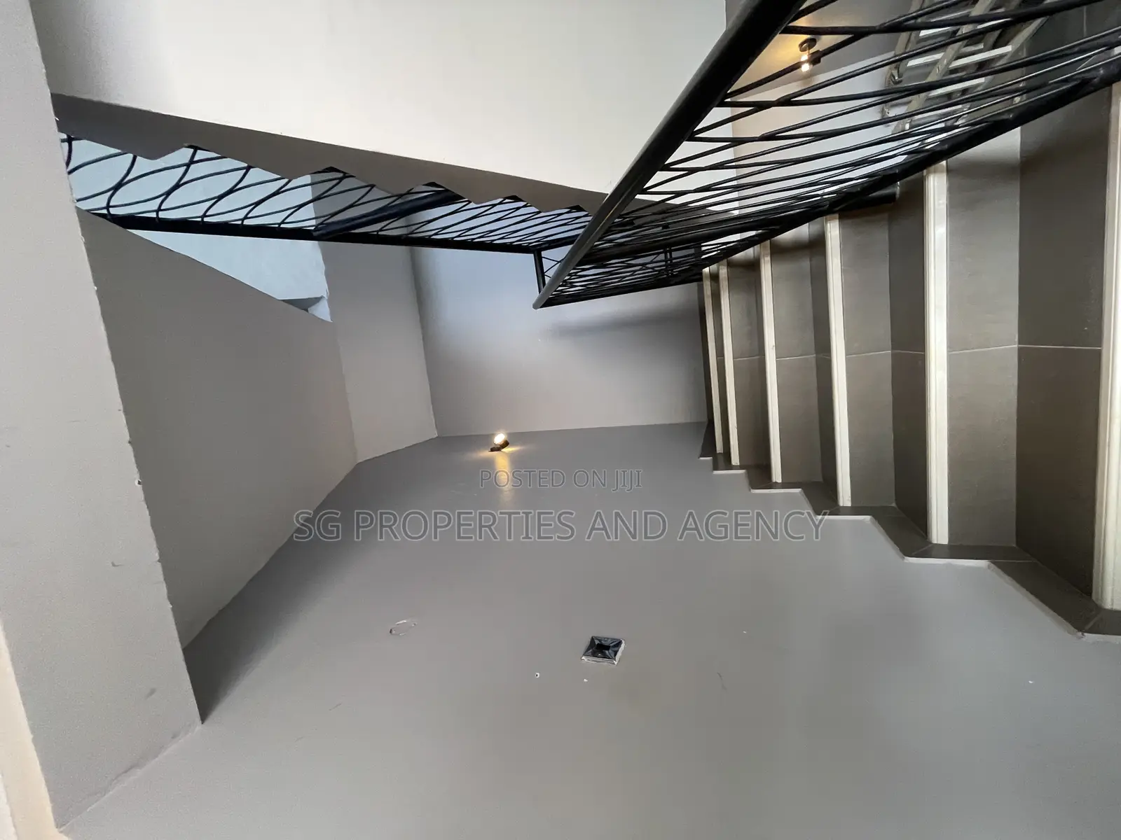 2bdrm Apartment in Com 19, Spintex for rent in Spintex