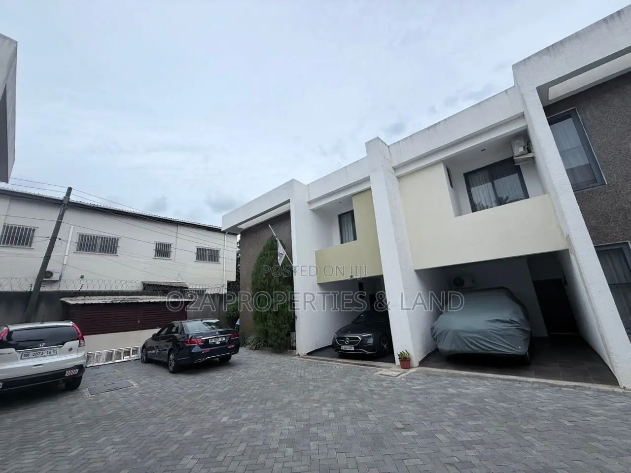 3bdrm Townhouse / Terrace in Ridge for rent in North Ridge